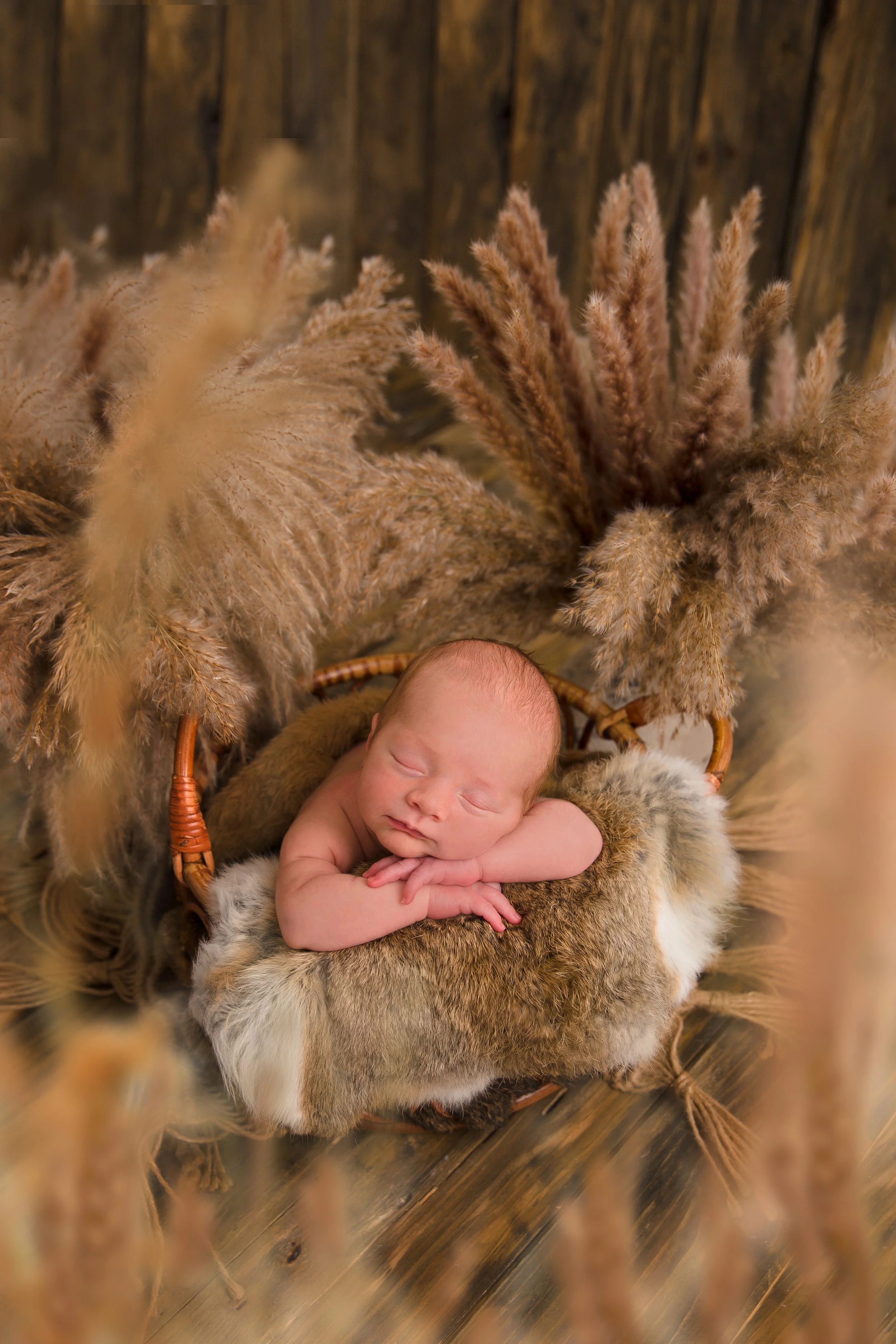 WESTON-Football-Newborn-Photos-Clarksville-Newborn-Photographer-Chelsea-Meadows-Photography-(17)-2.jpg