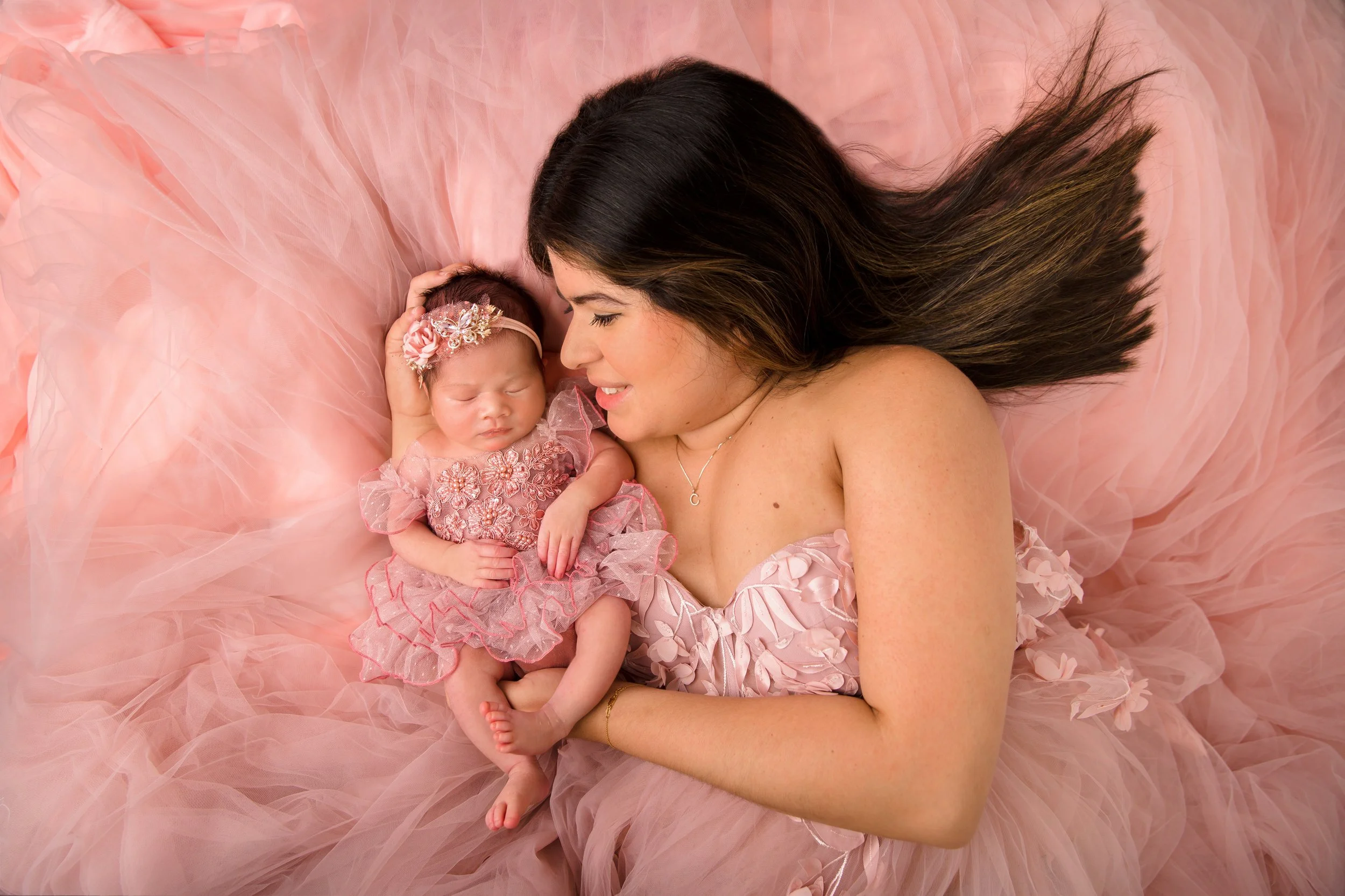 Mia-Newborn-Photos-Nashville-Newborn-Photographer-Chelsea-Meadows-Photography-(17)l-2.jpg
