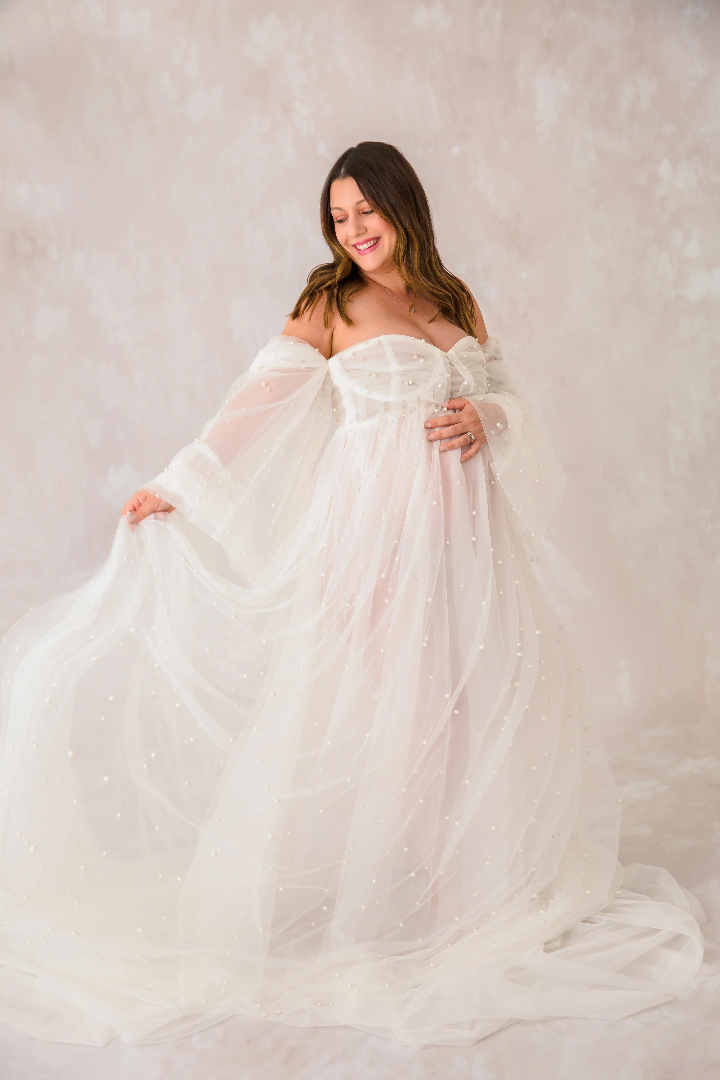 Maternity- Studio-Session-Nashville-Maternity-Photographer-Chelsea-Meadows-Photography-(30)-2.jpg