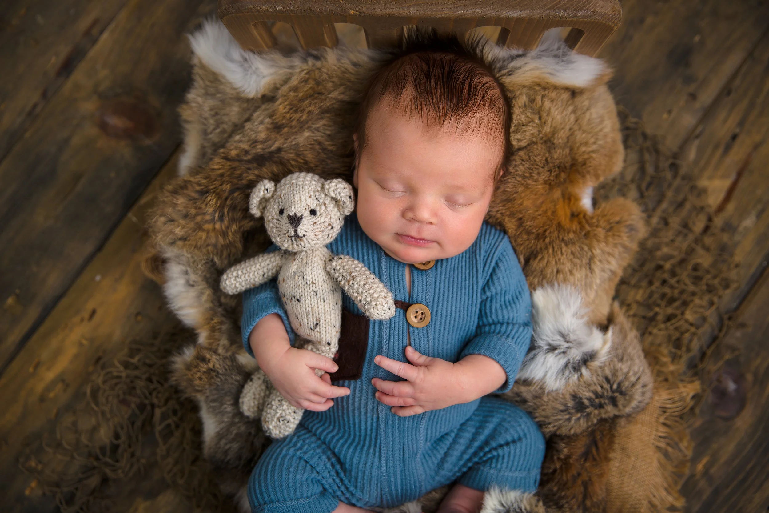 S Studio newborn session with Family