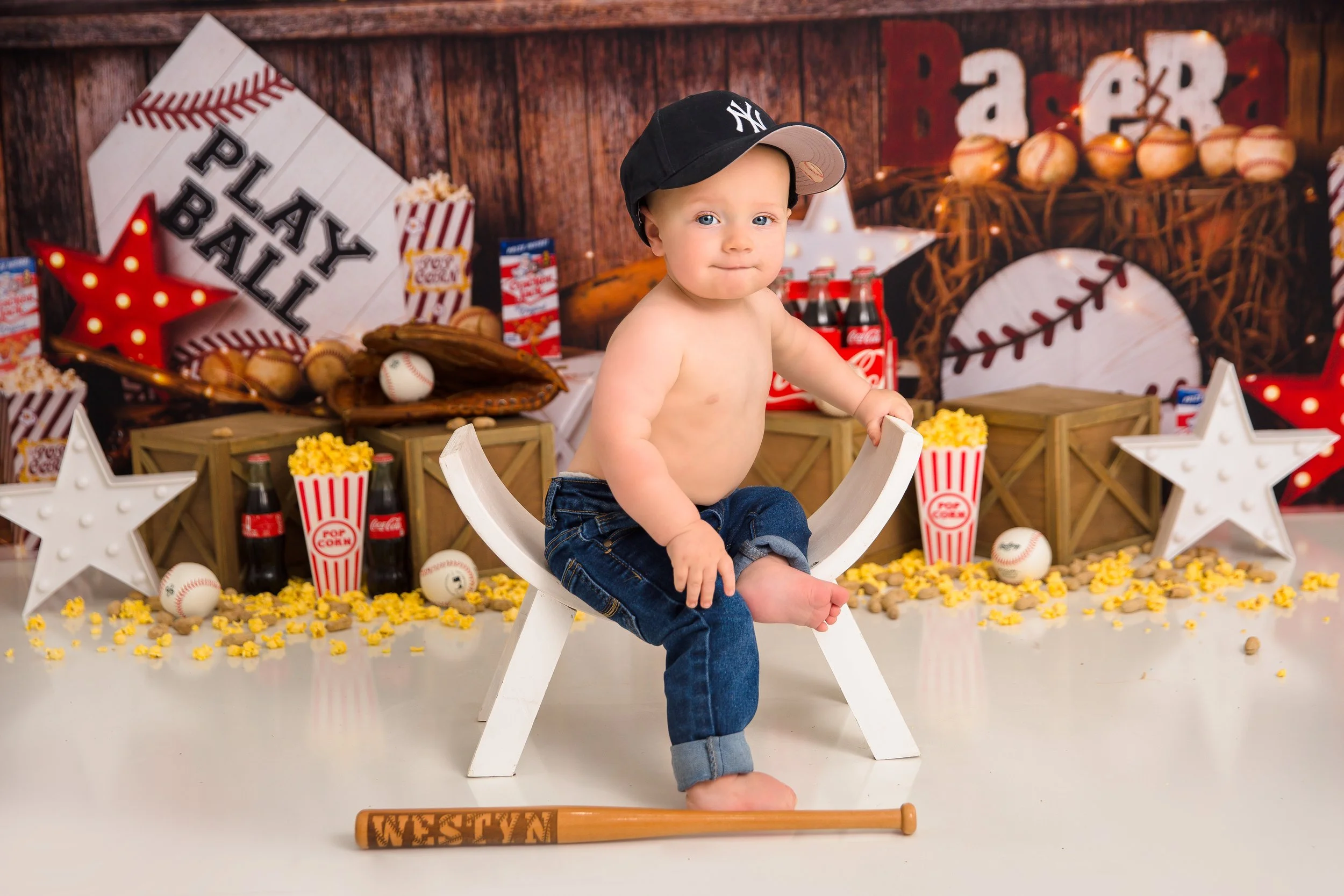 W Baseball Theme Cake Smash