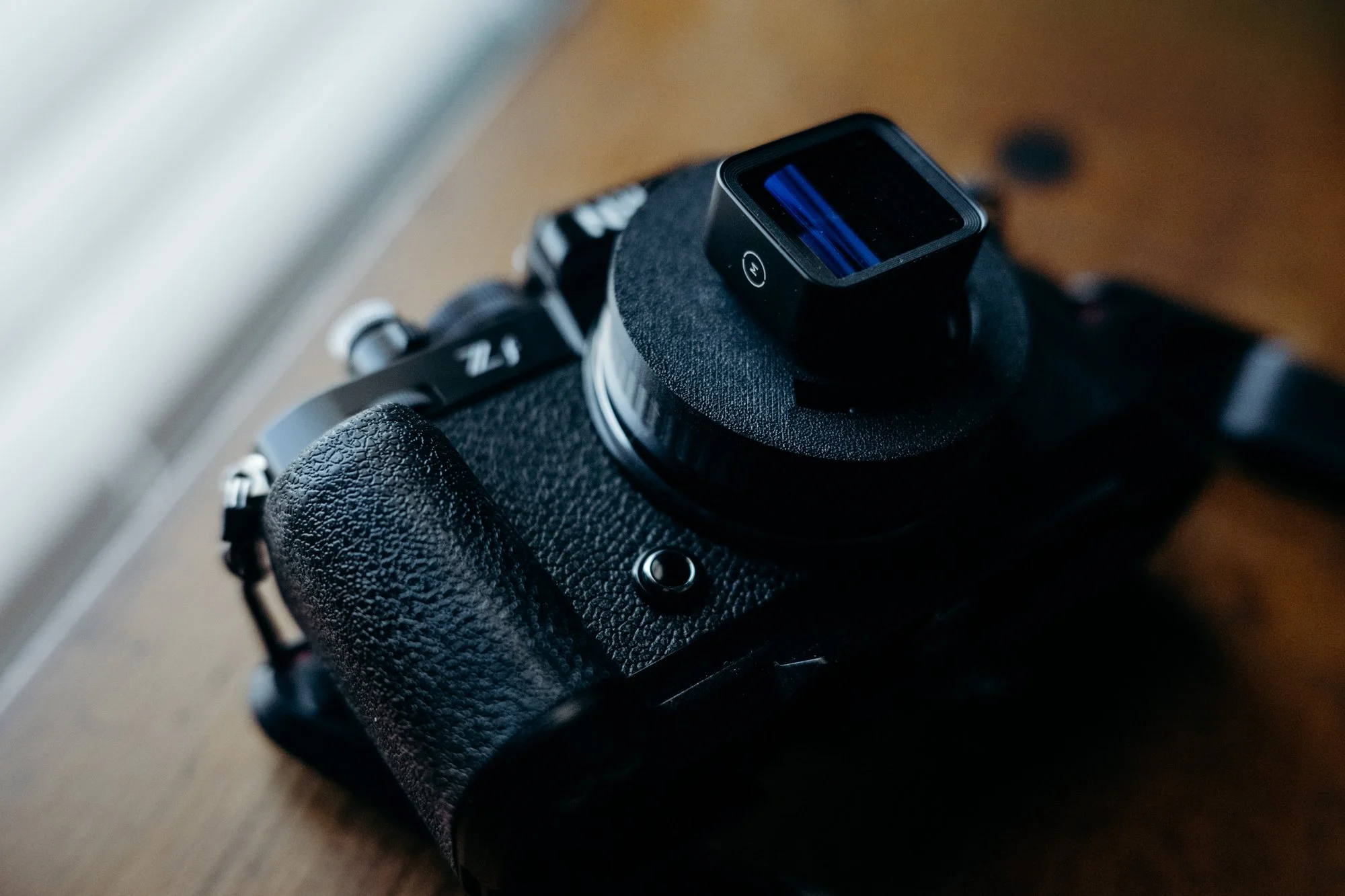 Full frame camera with Moment lens