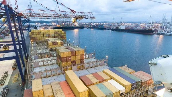 freight forwarding service.jpg