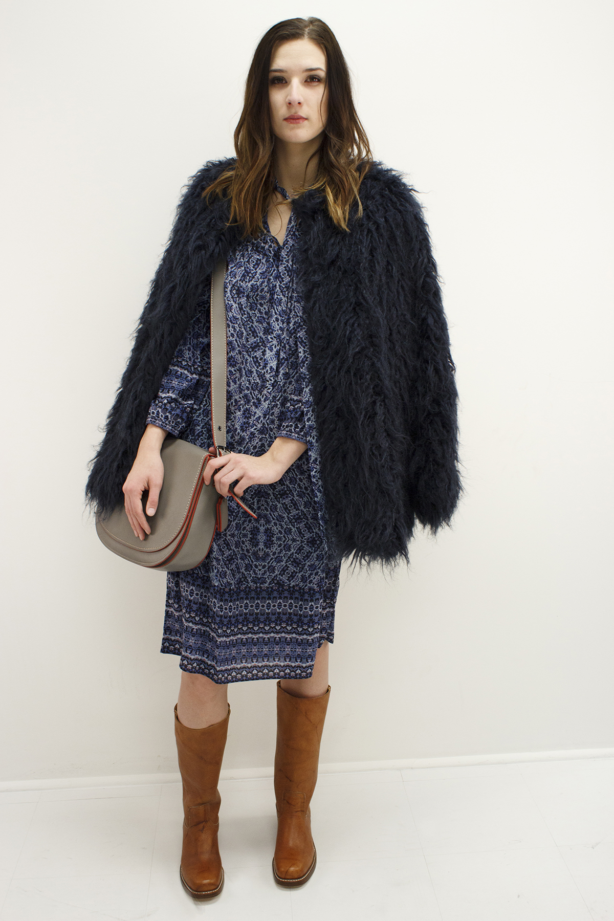 retro fashion: dress and boots