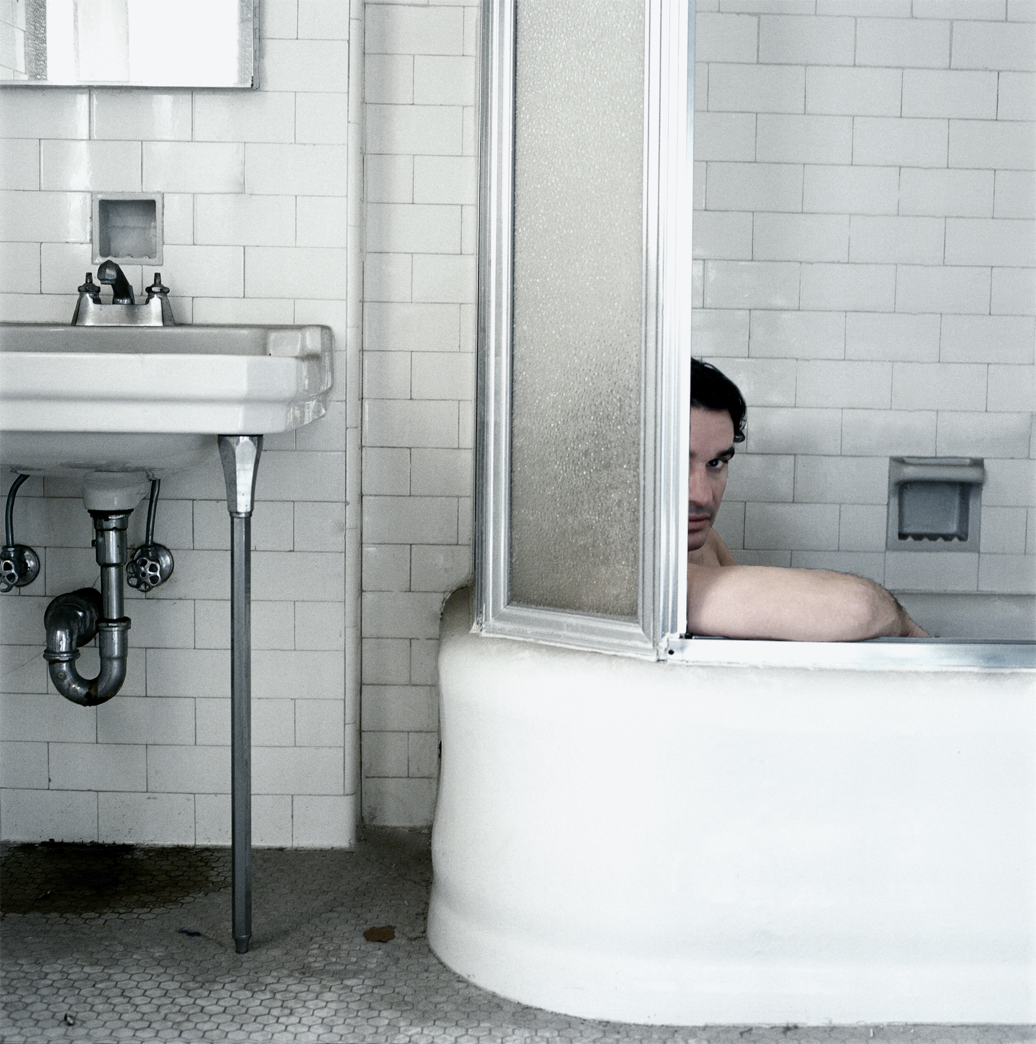 bathroom 1.jpg