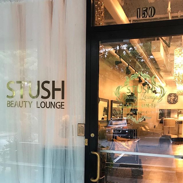 The Summer Slay Haus is here 💄
#fashionblogger #fashionbombdaily
#Stushbeautylounge #womeneur #womenempowerment #womeninbusiness #womenentrepreneurs #careerwomen #beautyqueensandco #branding
#makeupartist #girlboss #atlantanetworking #beautybar #ceolife #queenlife #blowoutbar #hair #beautyblogger #bob #femalebusinessowner #lhhatl #makeup #hair #beauty #womensupportingwomen #buckhead #publicrelations #pr #marketing