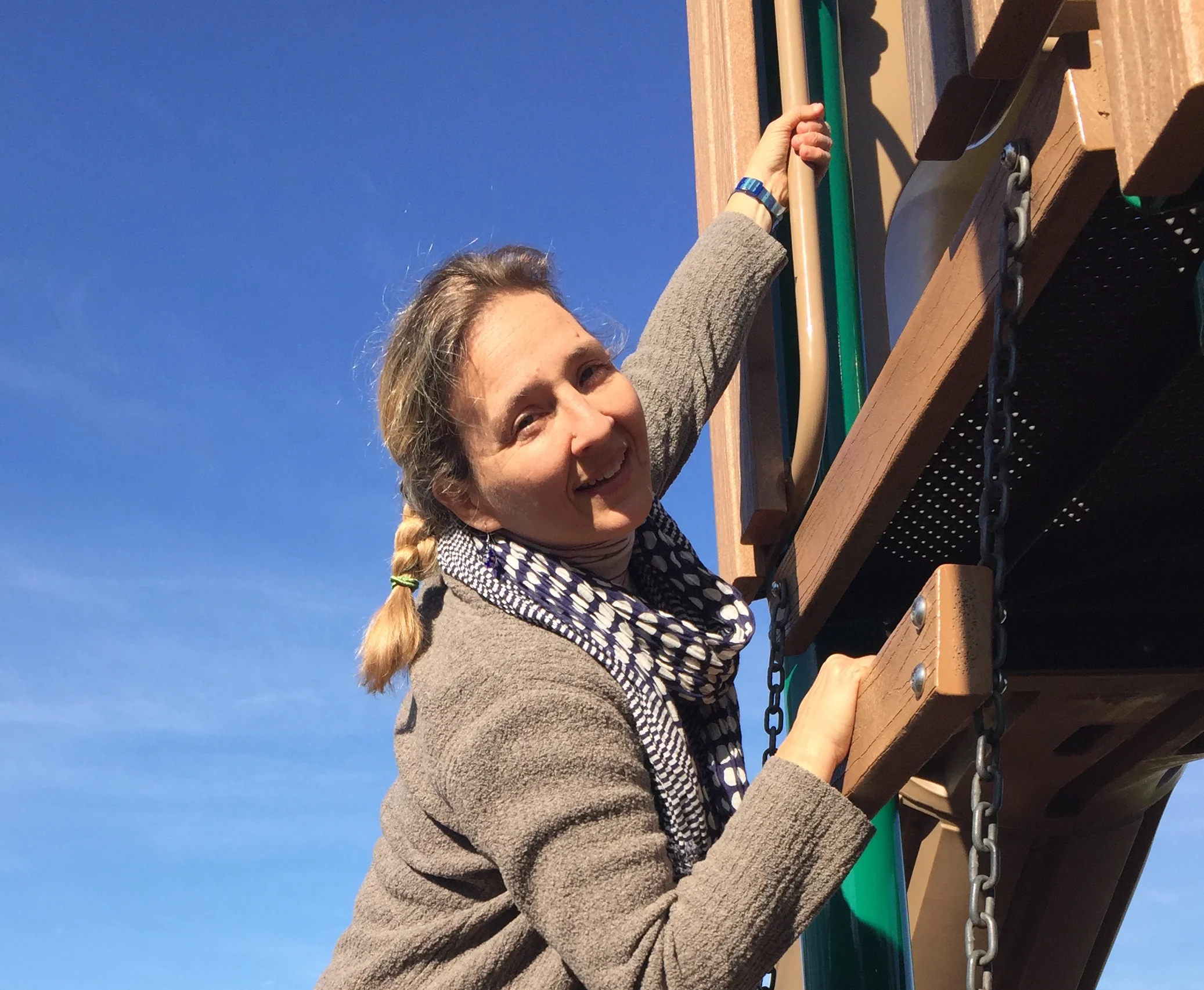 ElisabethatPark2 cropped.jpeg