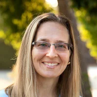 Headshot 200 x 200.jpeg