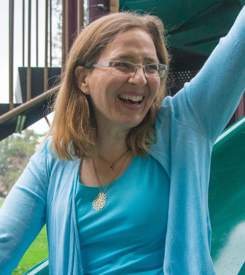 Elisabeth Slide Cuesta cropped.jpeg