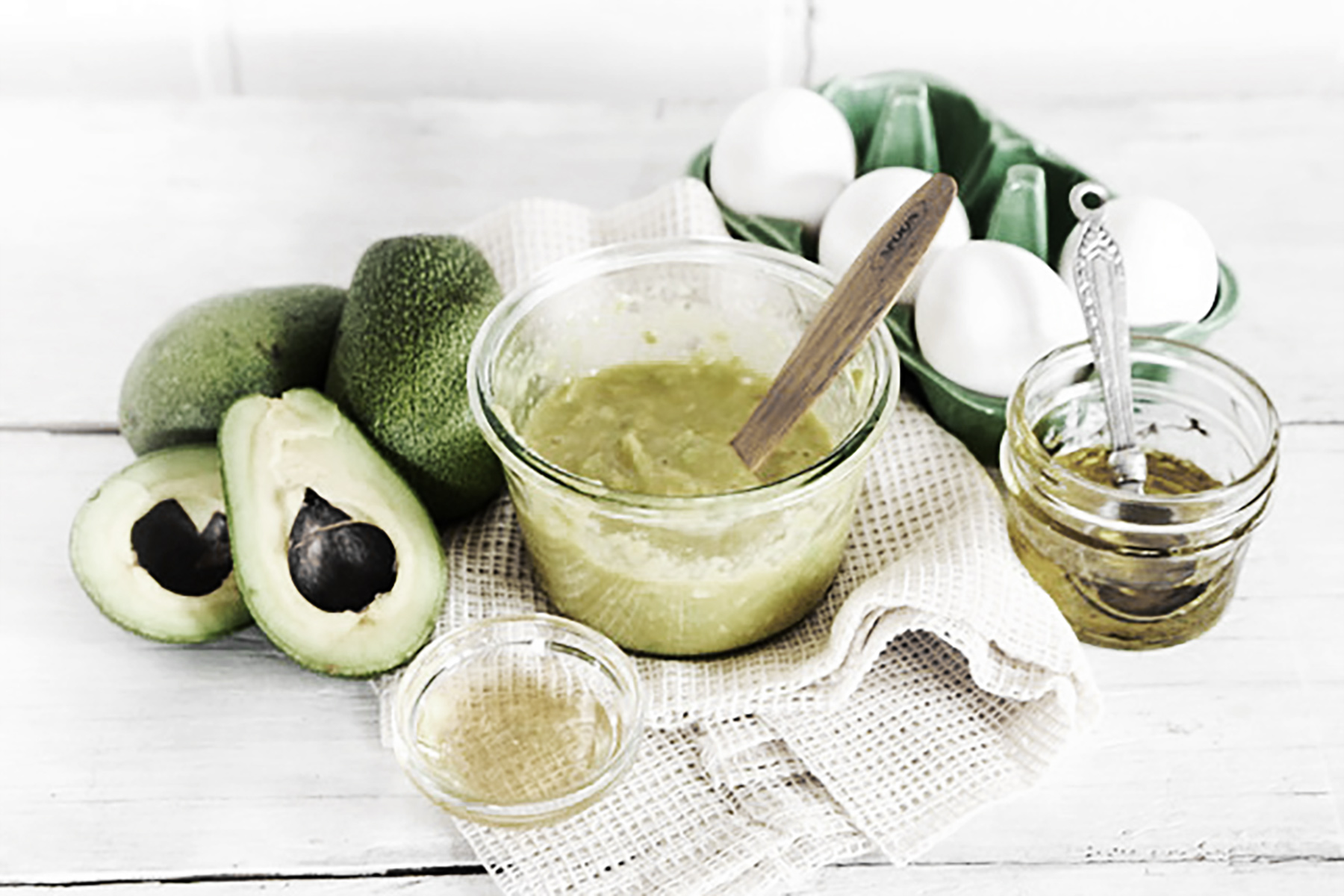 DIY: 7 Summer Hair Masks From Your FRIDGE