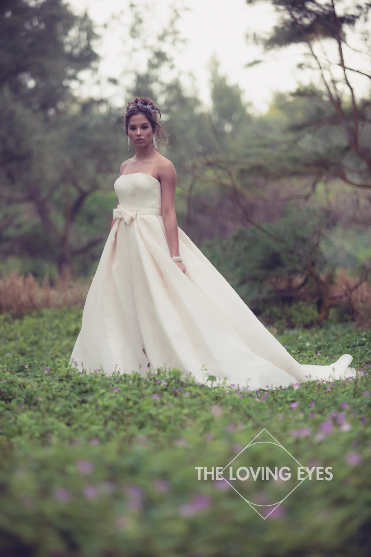 Quincennera photo in the forest at Waimanalo in Hawaii