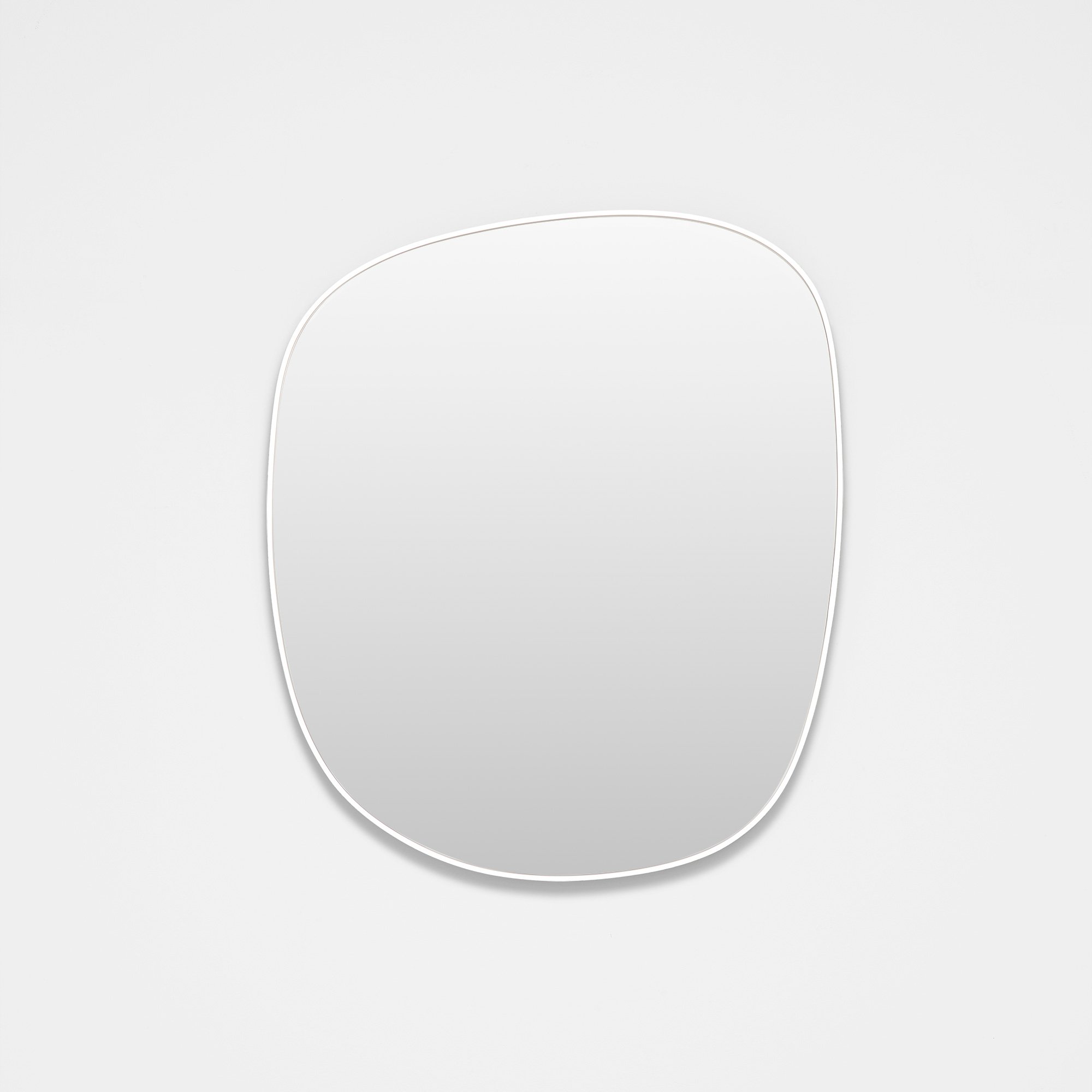 EBB_BRIGHT_WHITE_MIRROR_60X70.jpg