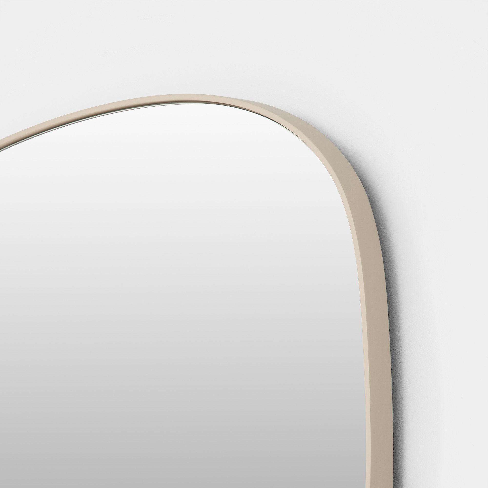 EBB_SAND_MIRROR_60_X_70_CORNER.jpg