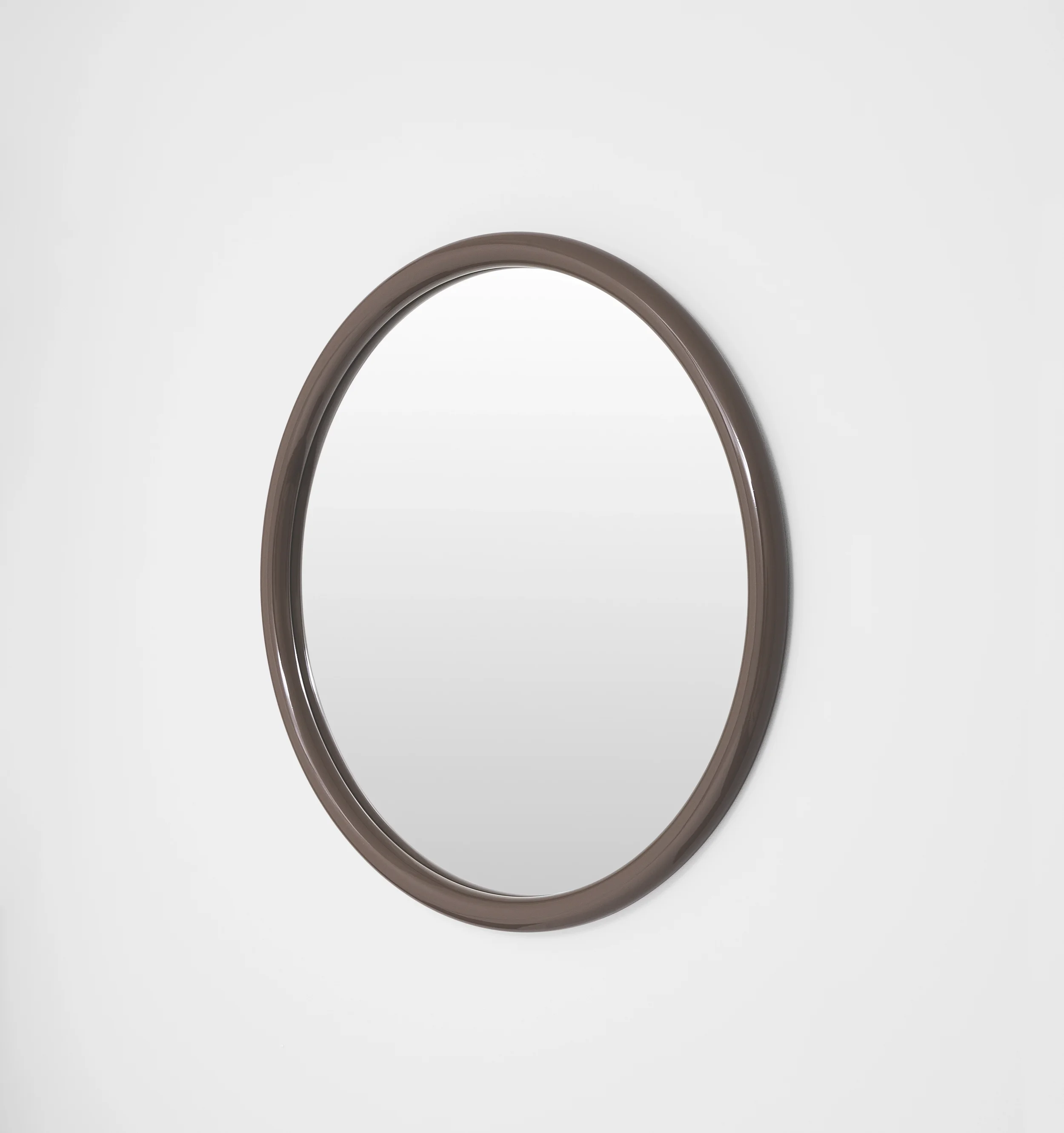 GERTRUDE_ROUND_GLOSS_COCOA_MIRROR_100X100_MFGERG1CA_SIDE.webp