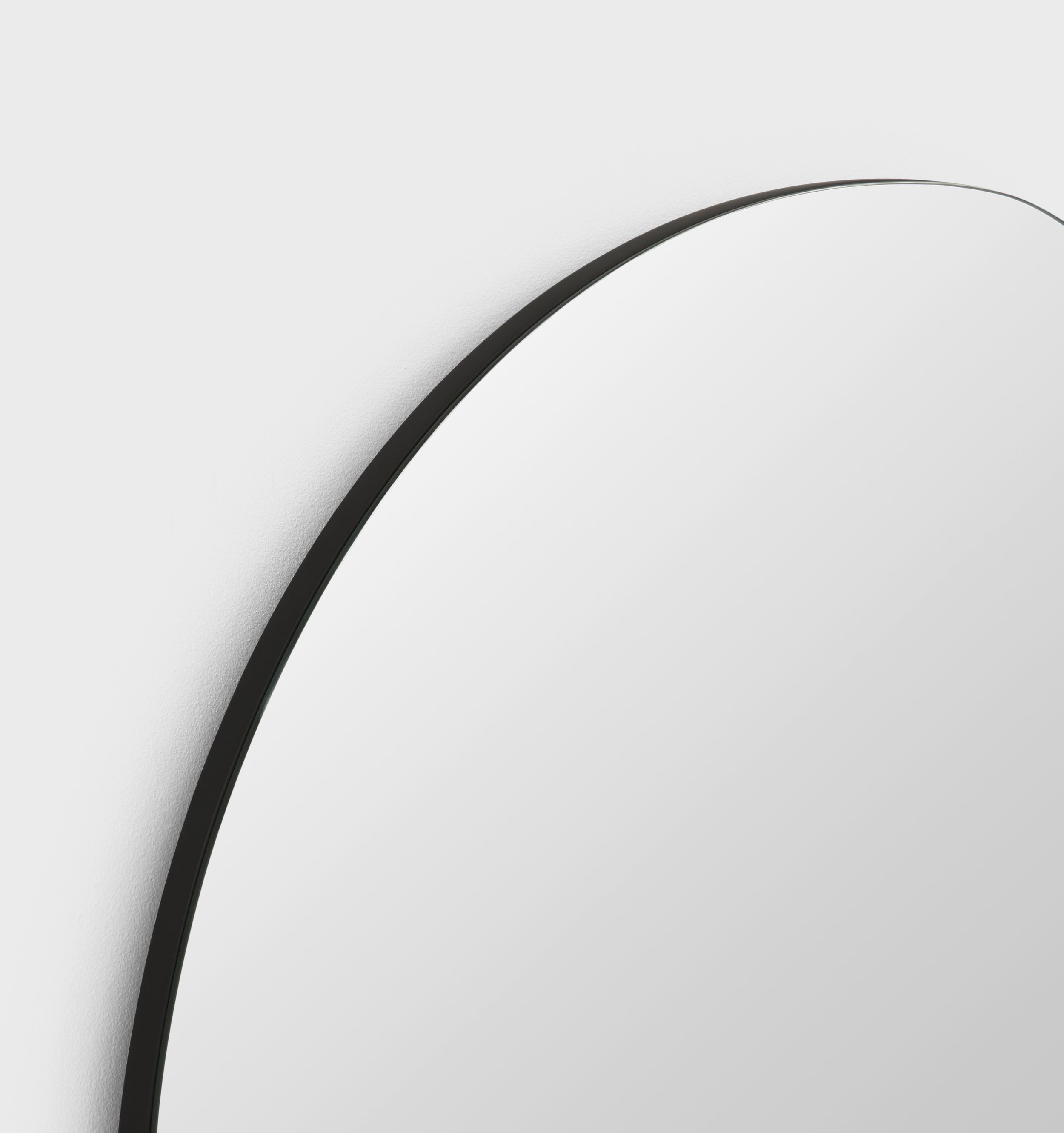 MILLER_POOL_MIRROR_60_X_65_CM_BLACK_MFMILP66B_CORNER.jpg