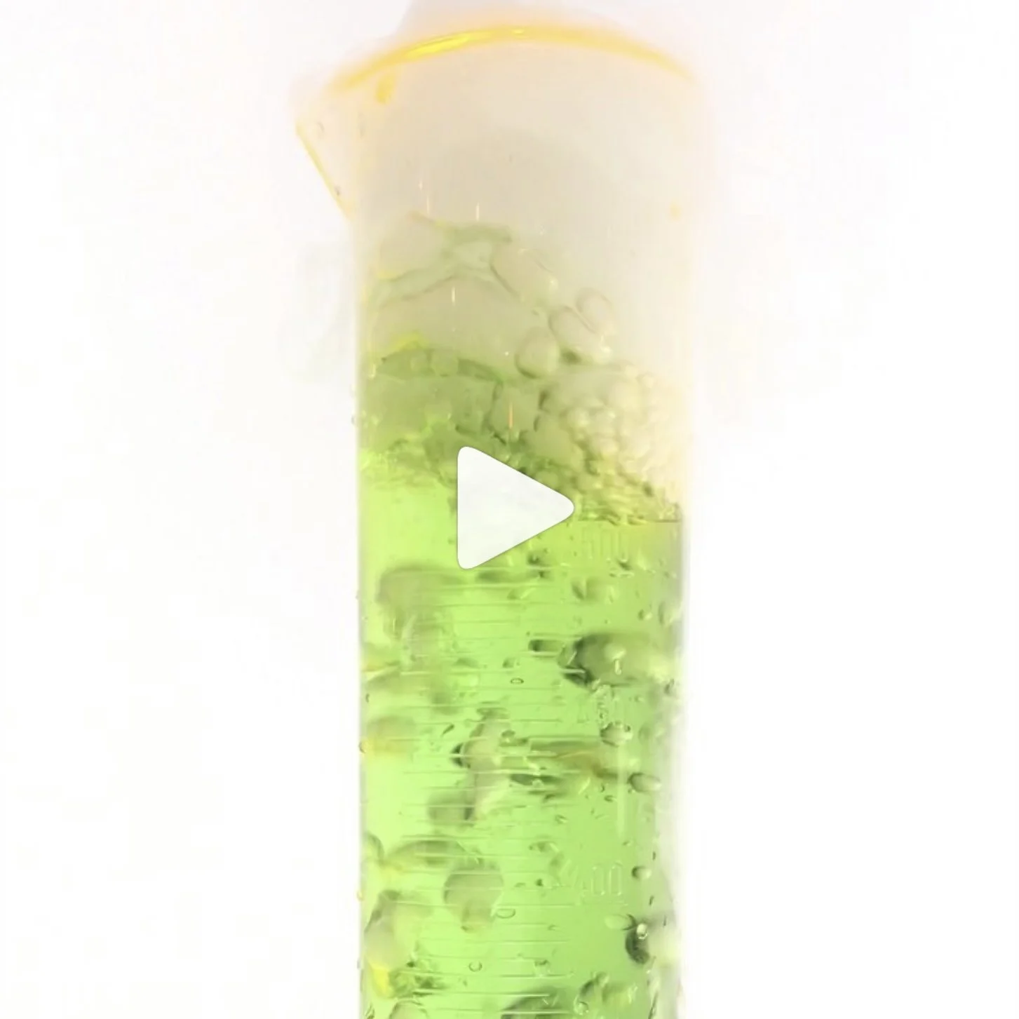 Colour-changing chemical reaction