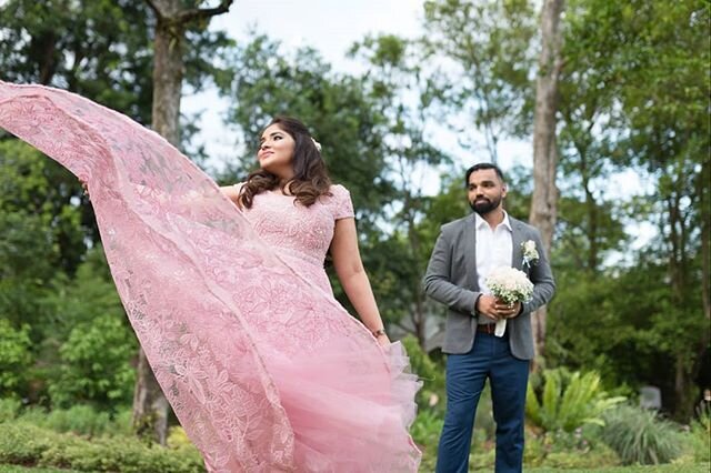 One of the photoshoot before the CB kicks in. Dedicate this post to couples whom are not able to meet during this period of time. 
Hang in there. We can get through this together.
.
.
.
.
#solemnizationsingapore #romphotography #fortcanning t#prewedd