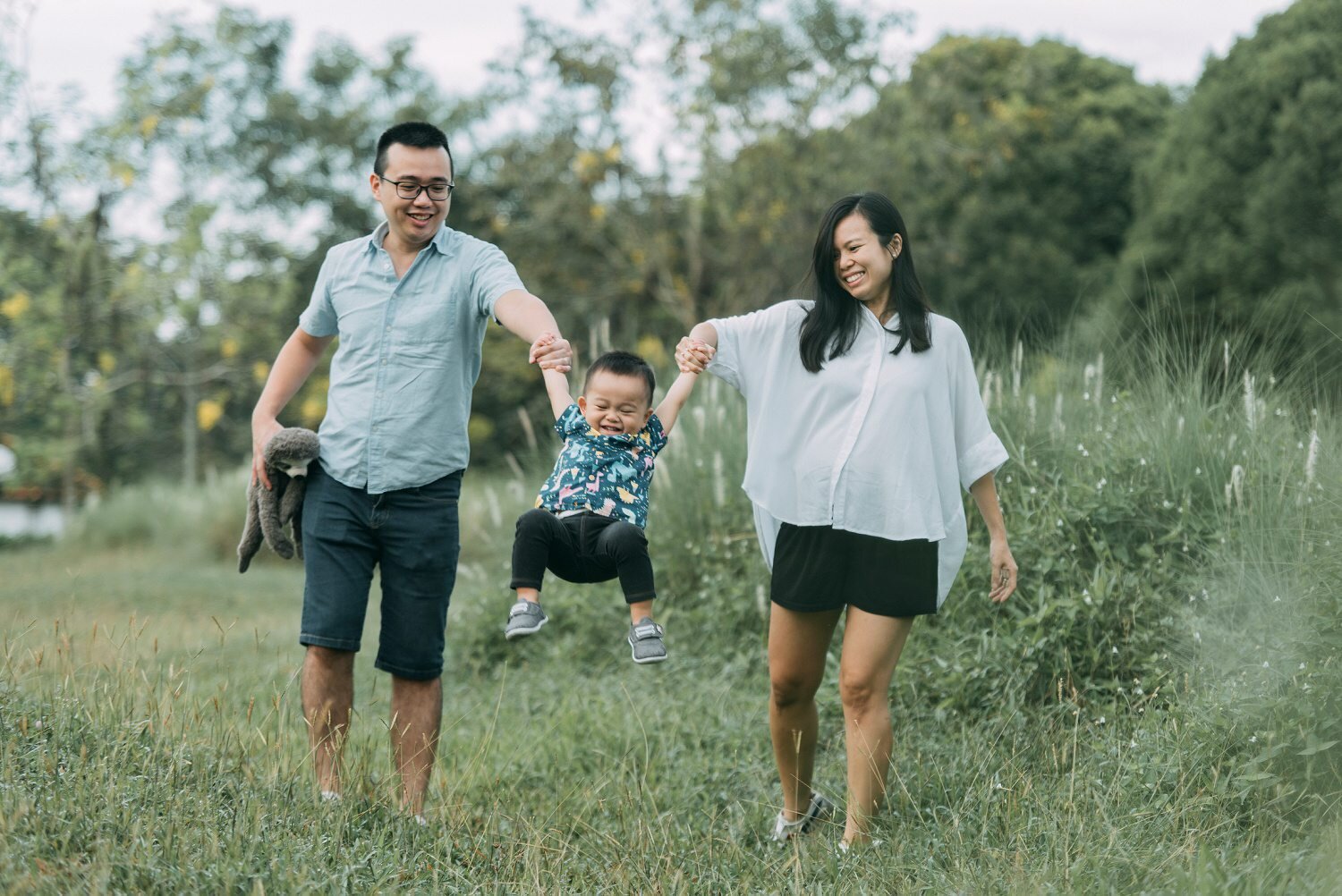 OVAL@Seletar Aerospace Park family photoshoot