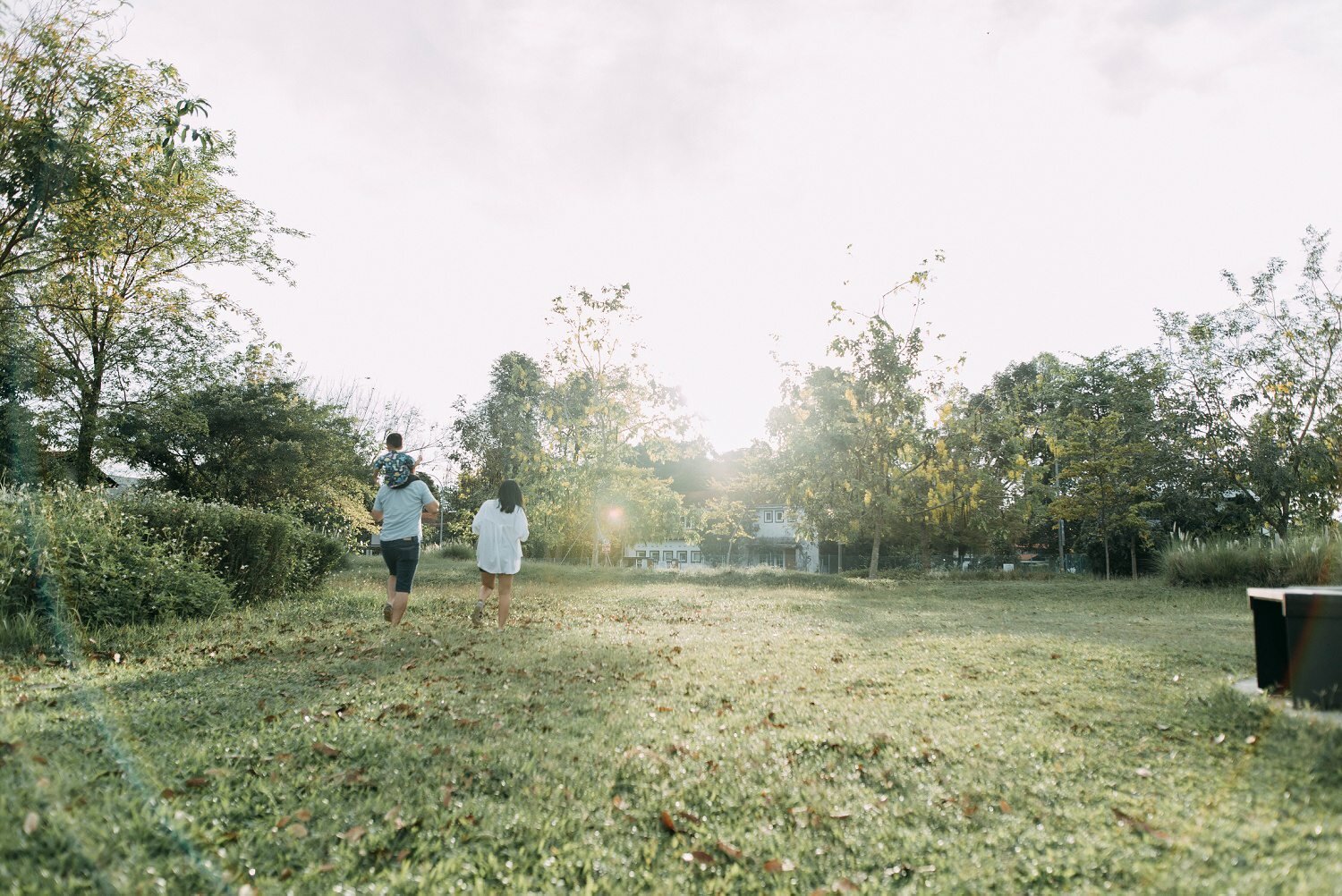 OVAL@Seletar Aerospace Park family photoshoot