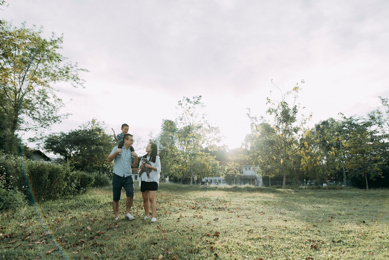 OVAL@Seletar Aerospace Park family photoshoot