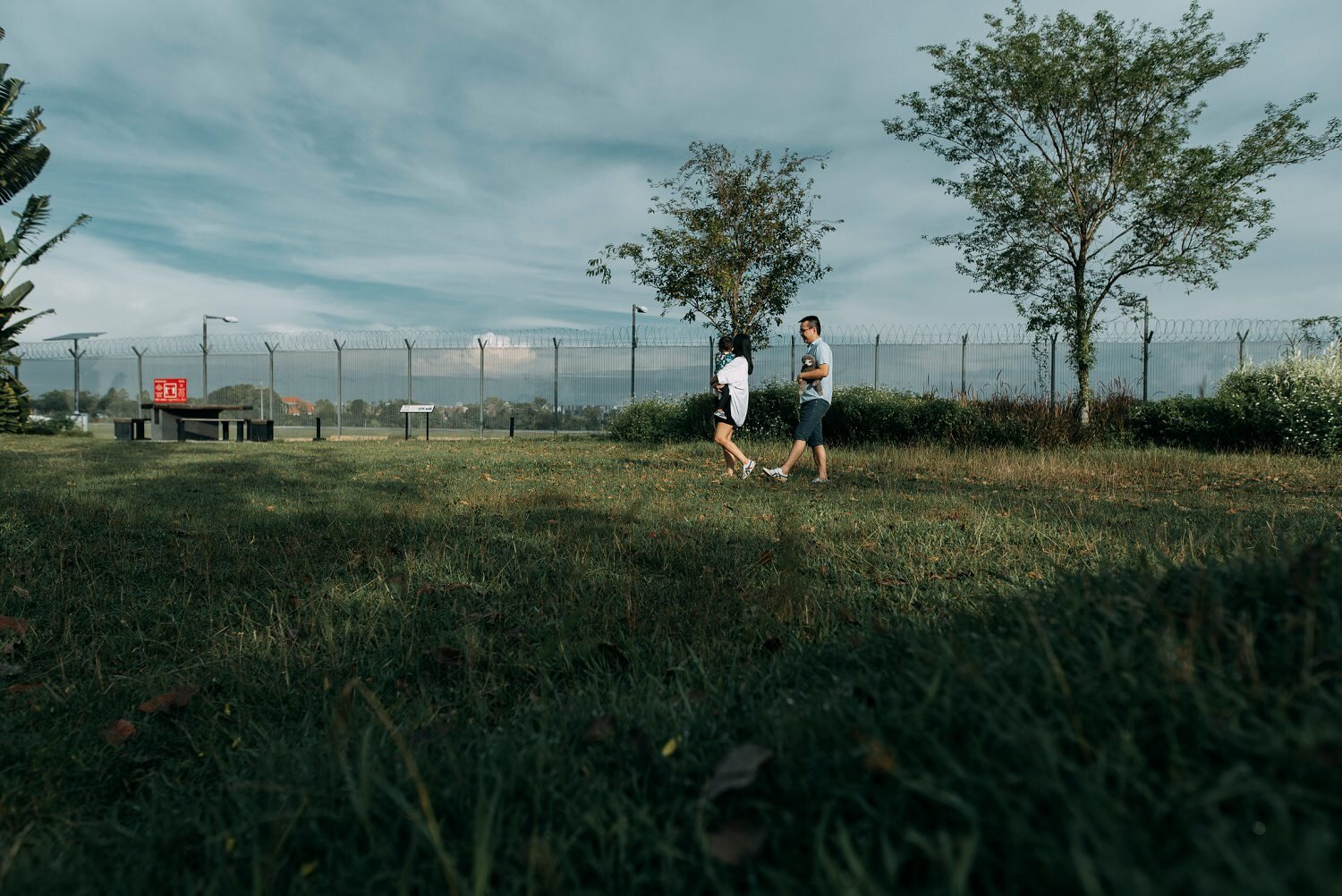 OVAL@Seletar Aerospace Park family photoshoot