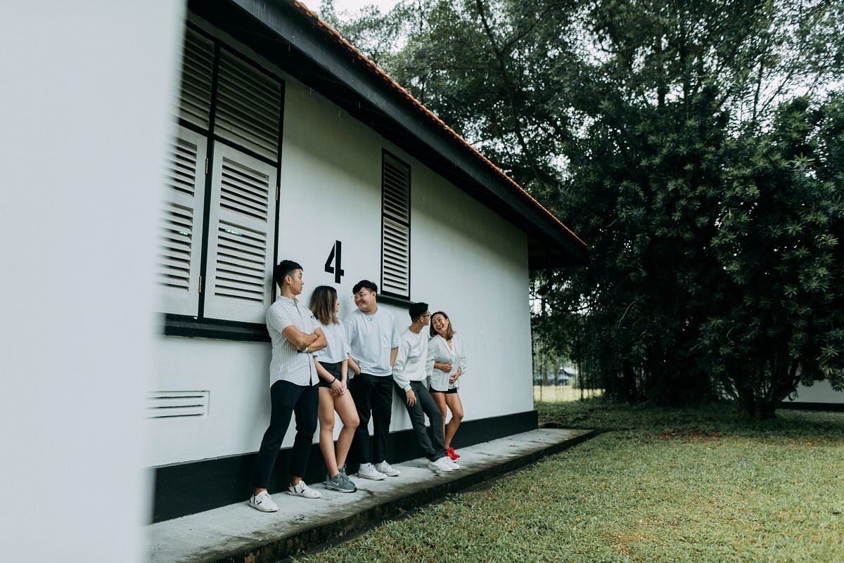 Outdoor Family Photoshoot Singapore, OVAL@Seletar Aerospace Park