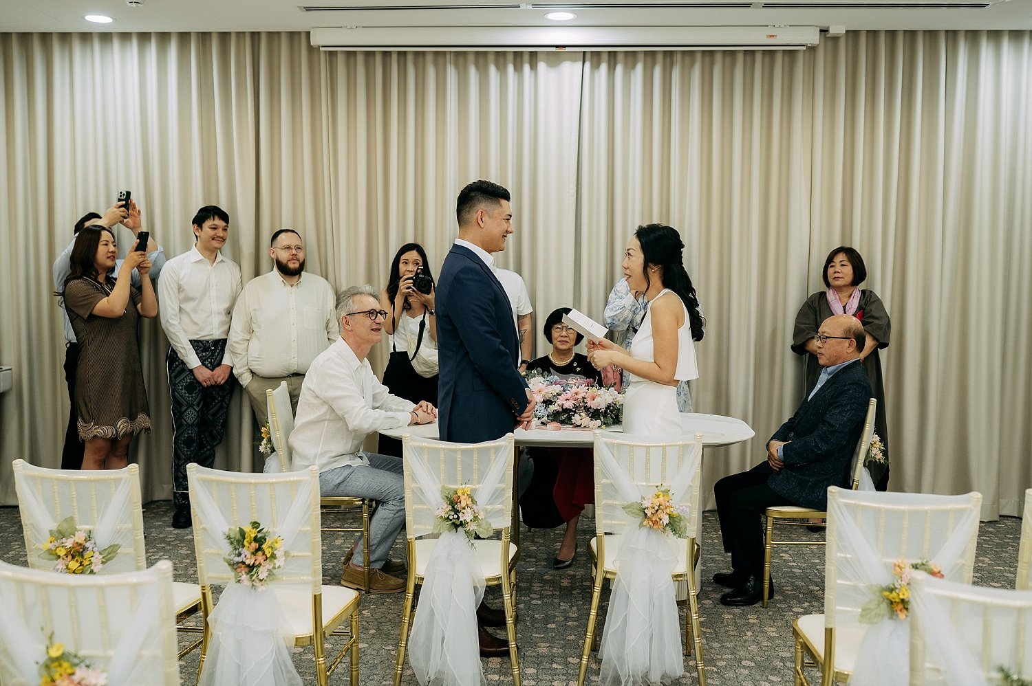 ROM Photography at Esplanade Mall – A Beautiful Solemnisation for Eui and Jules