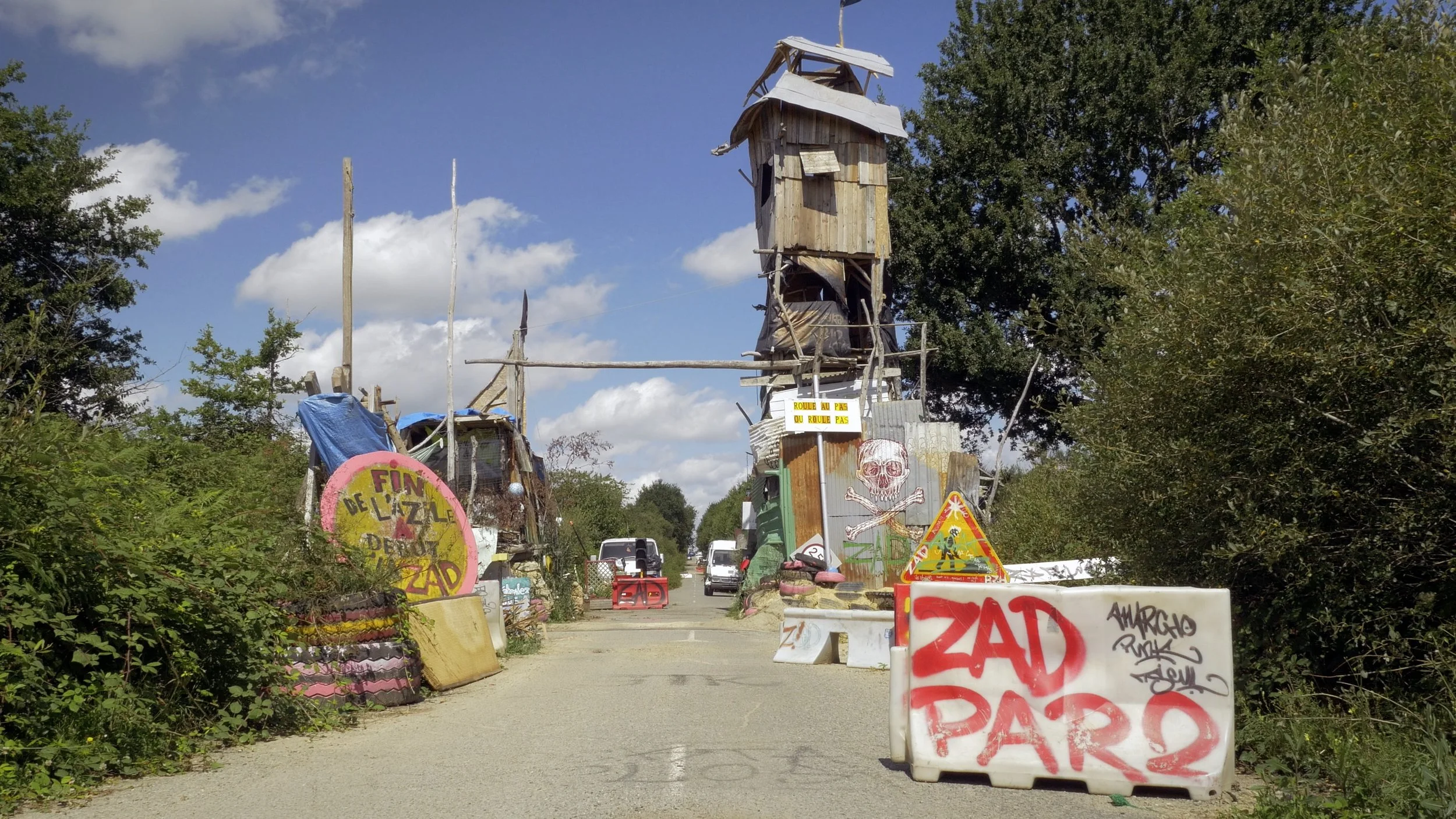 Everythings_coming_together_The_ZAD_14.jpg