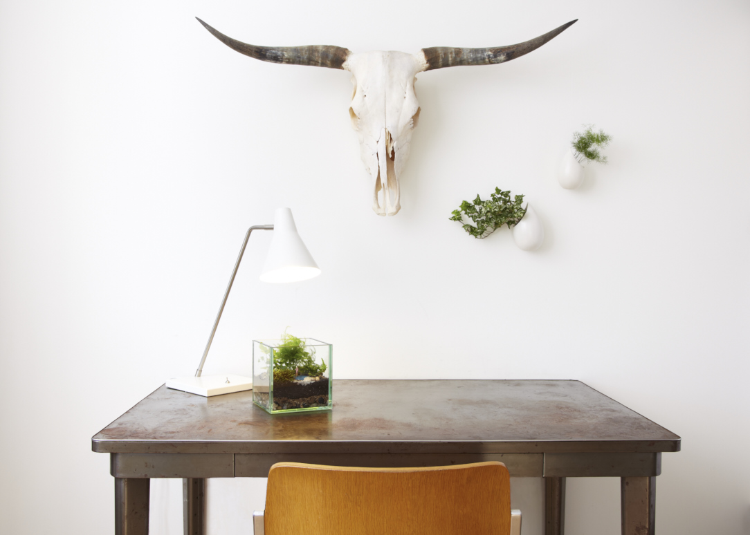 Desk Cube Horizontal.jpg