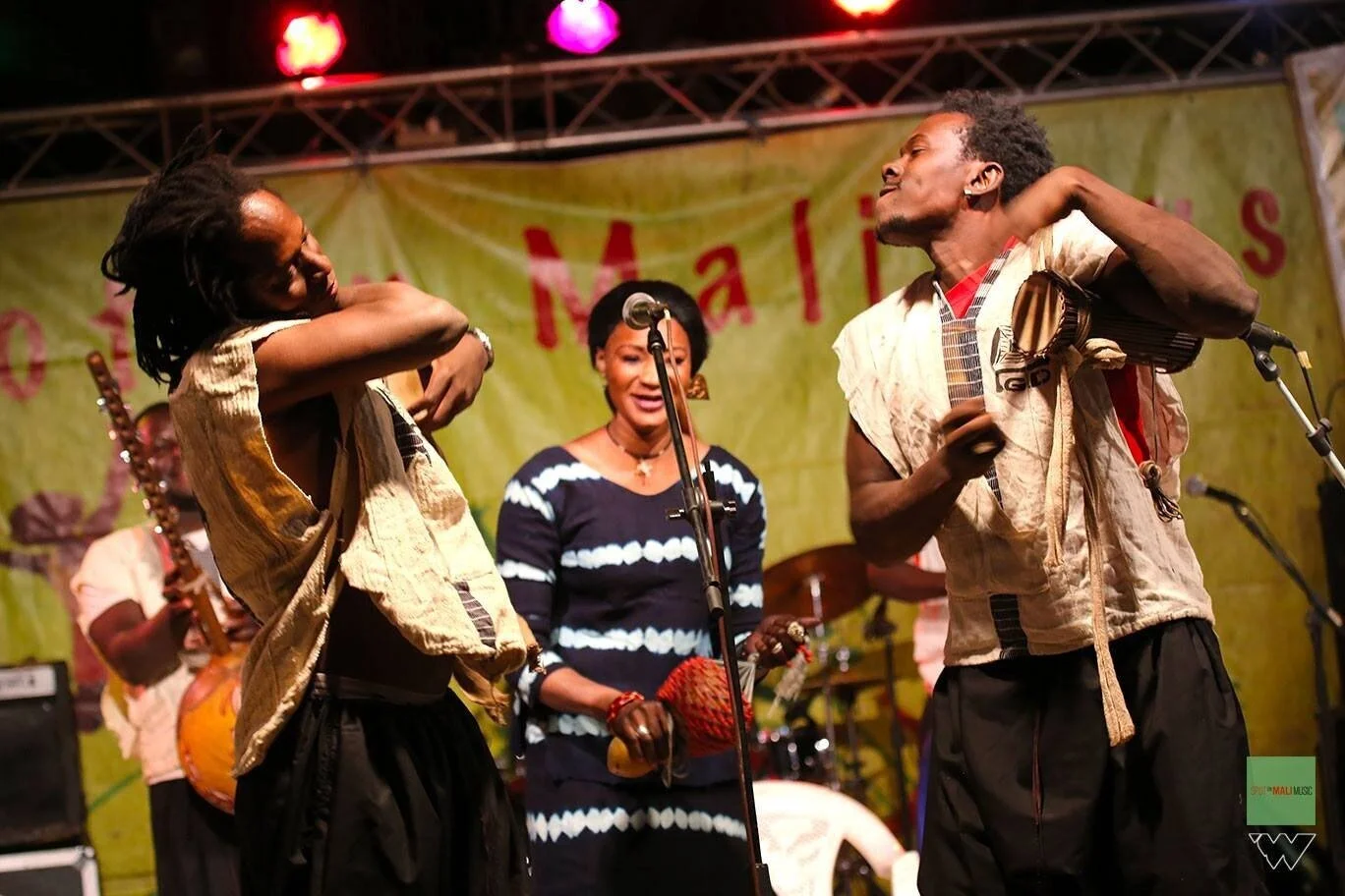 Groupe+Dougoura.jpg