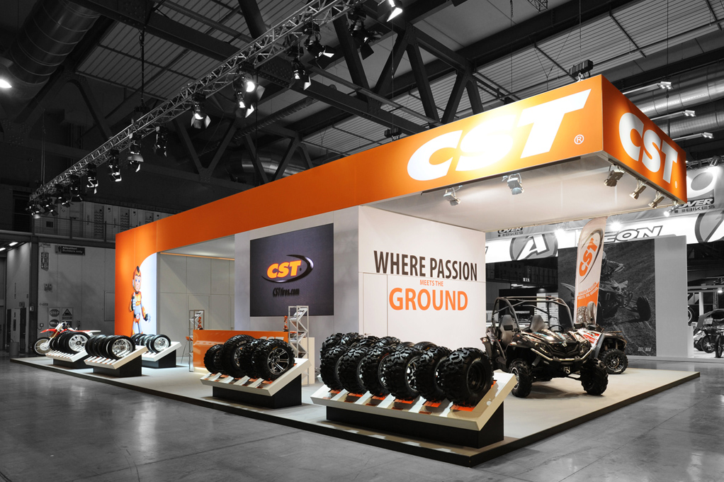 Standbuilding_CSTTires_EICMA_2014_Milan