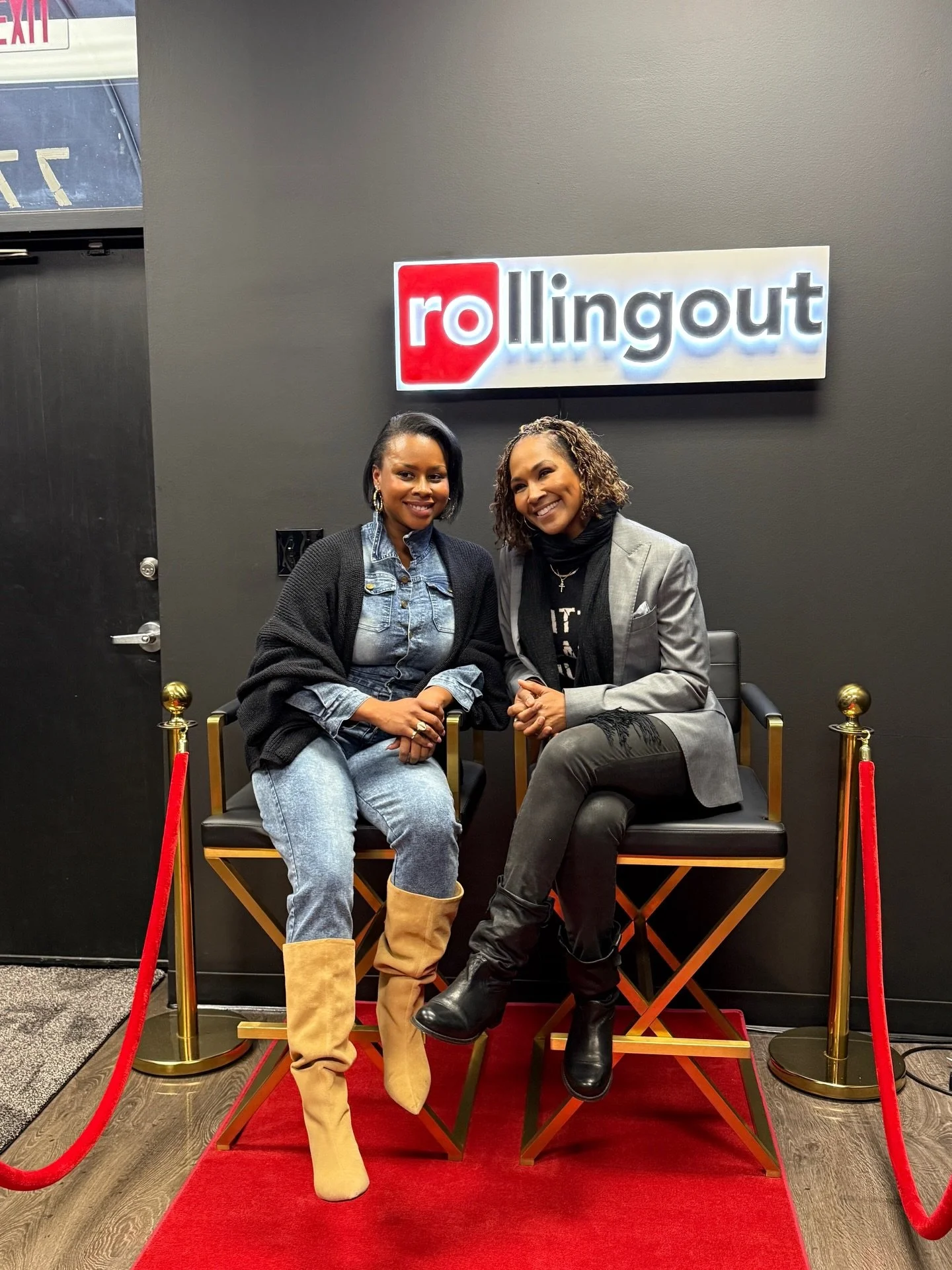 This is us&hellip; @bessieakuba + @terrijvaughn  telling the story of @ourkindofwomen: choosing themselves with intention, being a mirror and bearing witness to presence, evolution, and the power of becoming visible to yourself! 💫💫 💫

Thank you @_