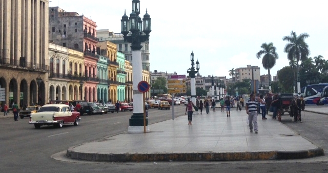 Ambassadora Cuba plaza.jpg