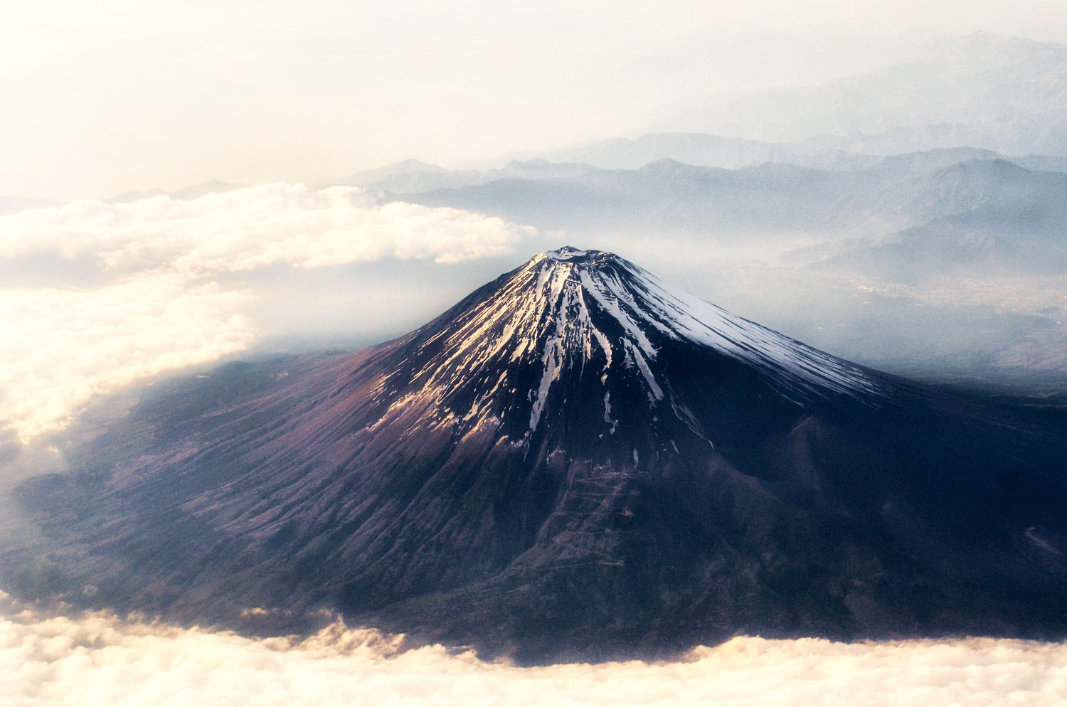 Mount Fuji. 