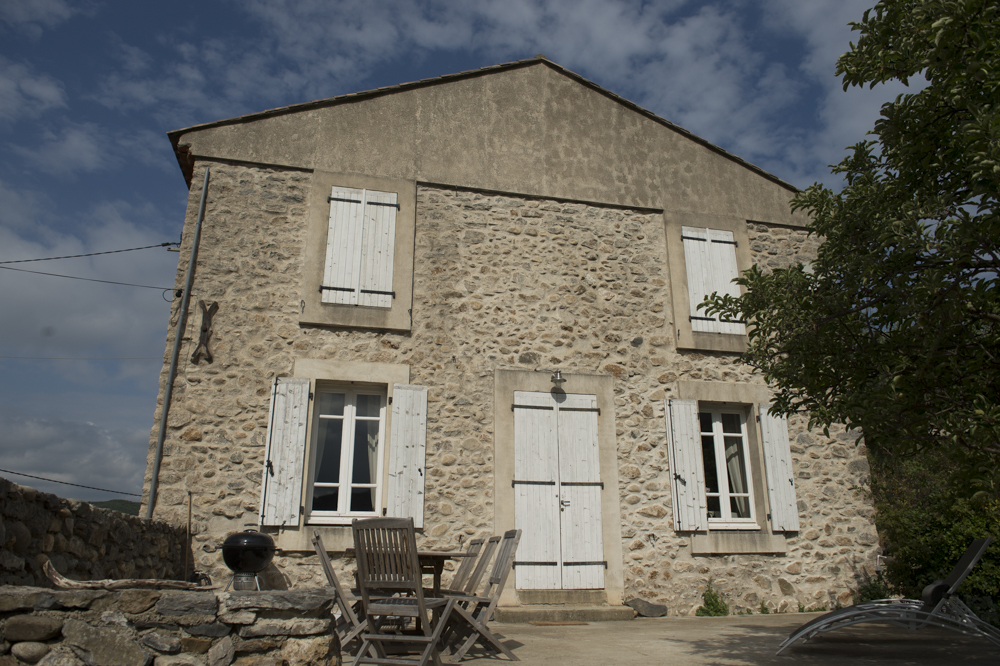 Haut_TerraceFacade.jpg