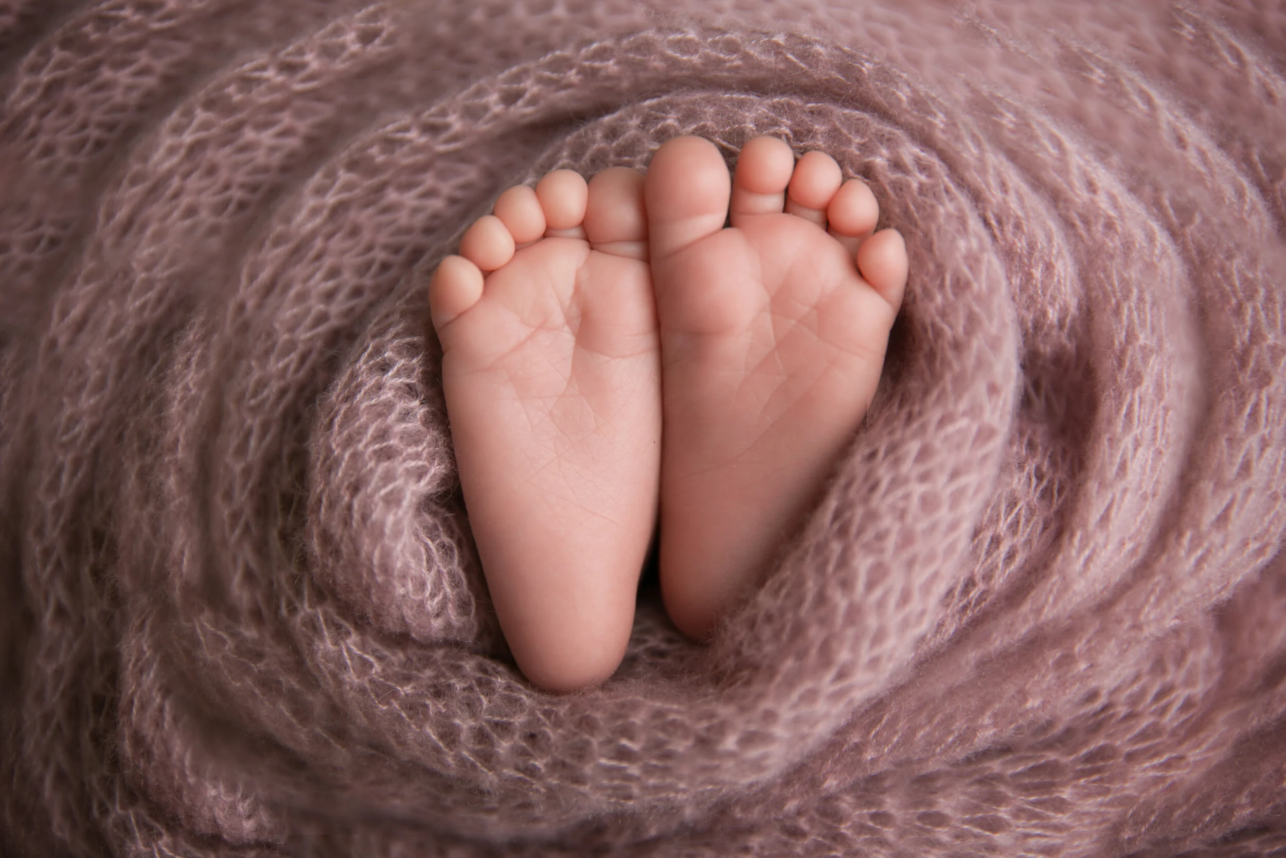 52_Chen_Olivia_newborn_0M7C7230-final.jpg