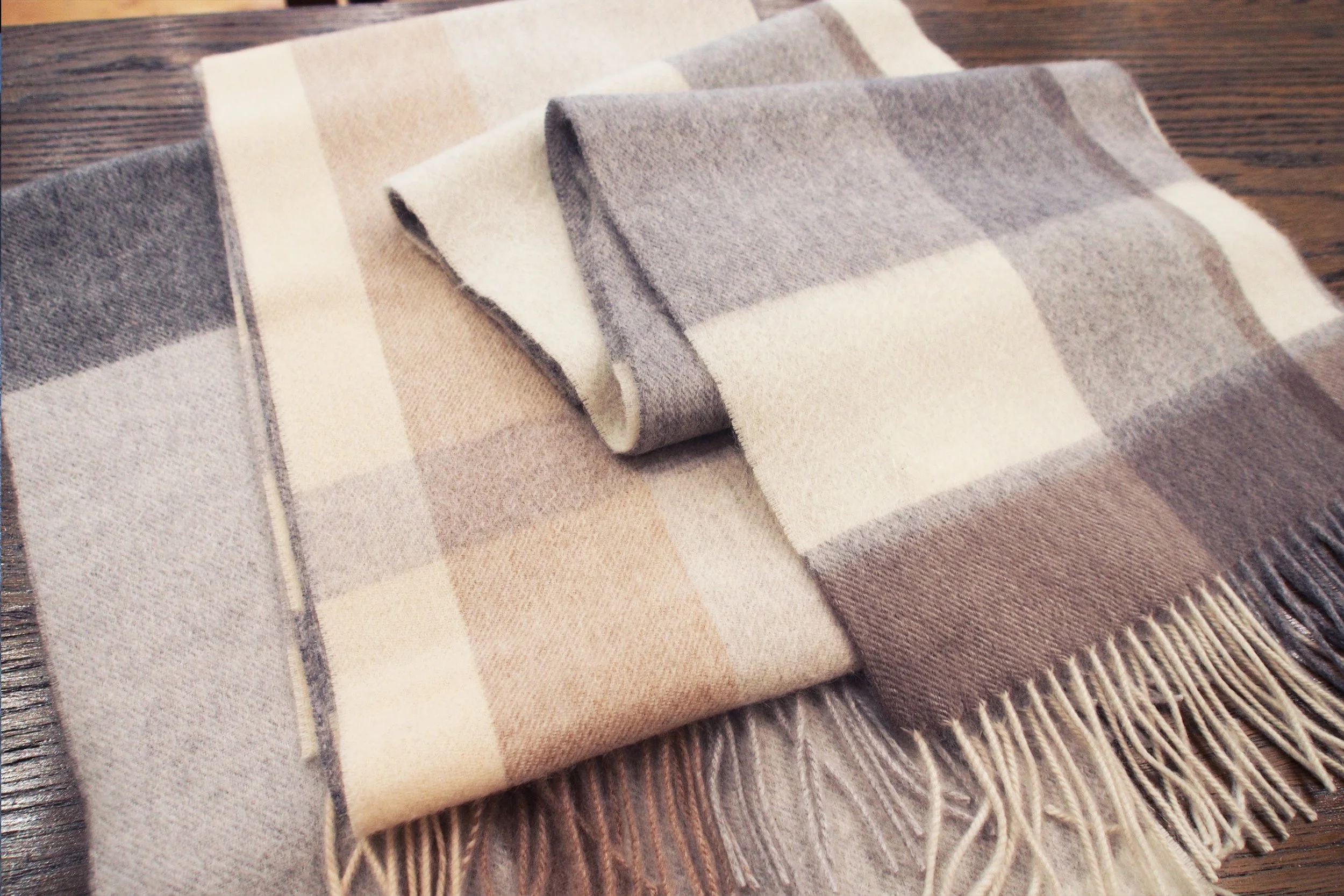 Unisex Cashmere Plaid