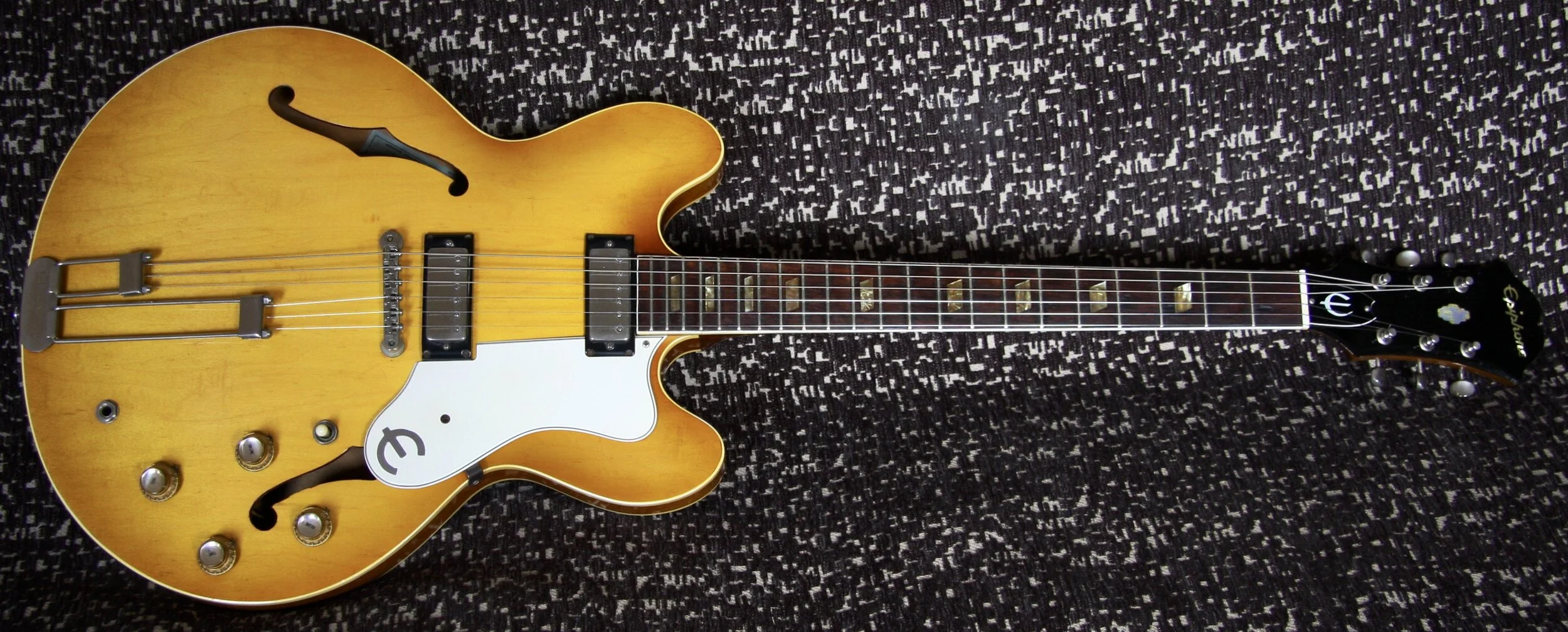 Sold - 1964 Epiphone Riviera E360-TD — Guncotton Guitars
