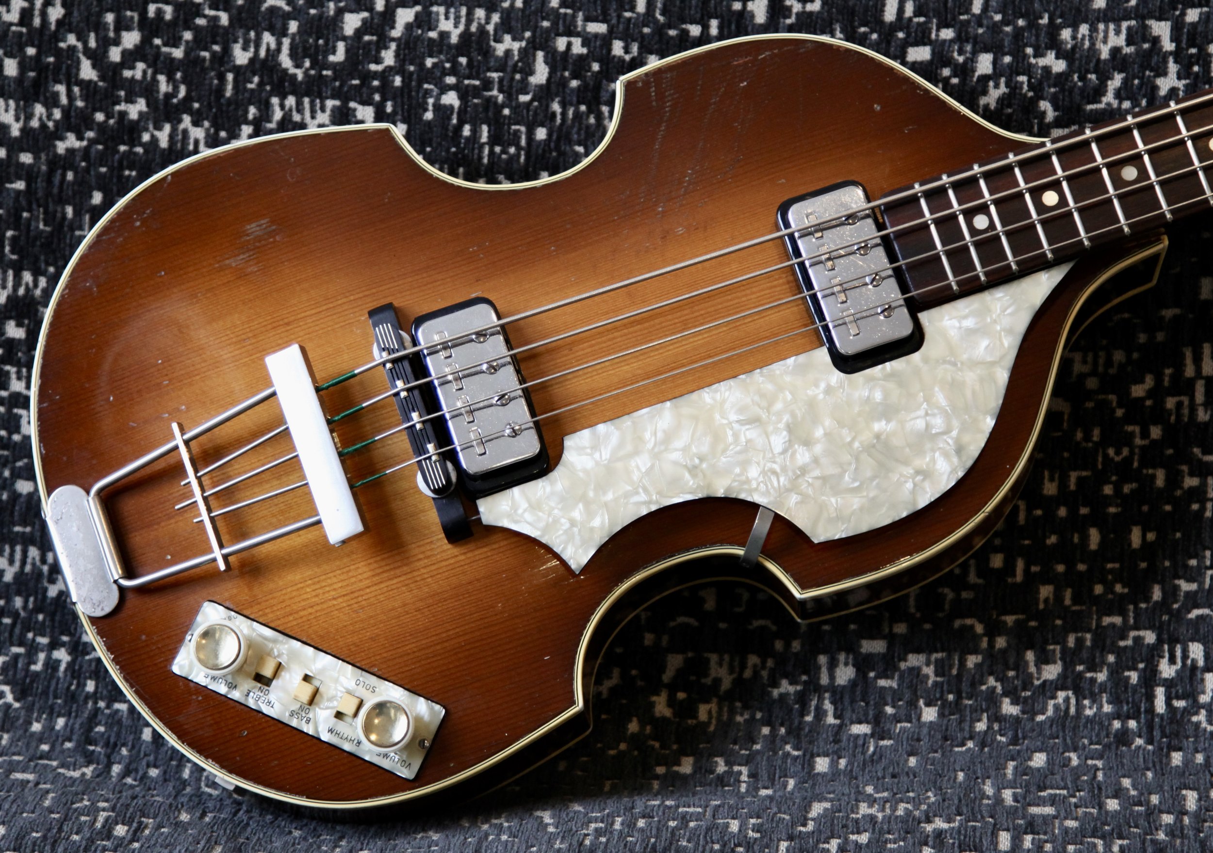 1963 Hofner 500/1 Bass