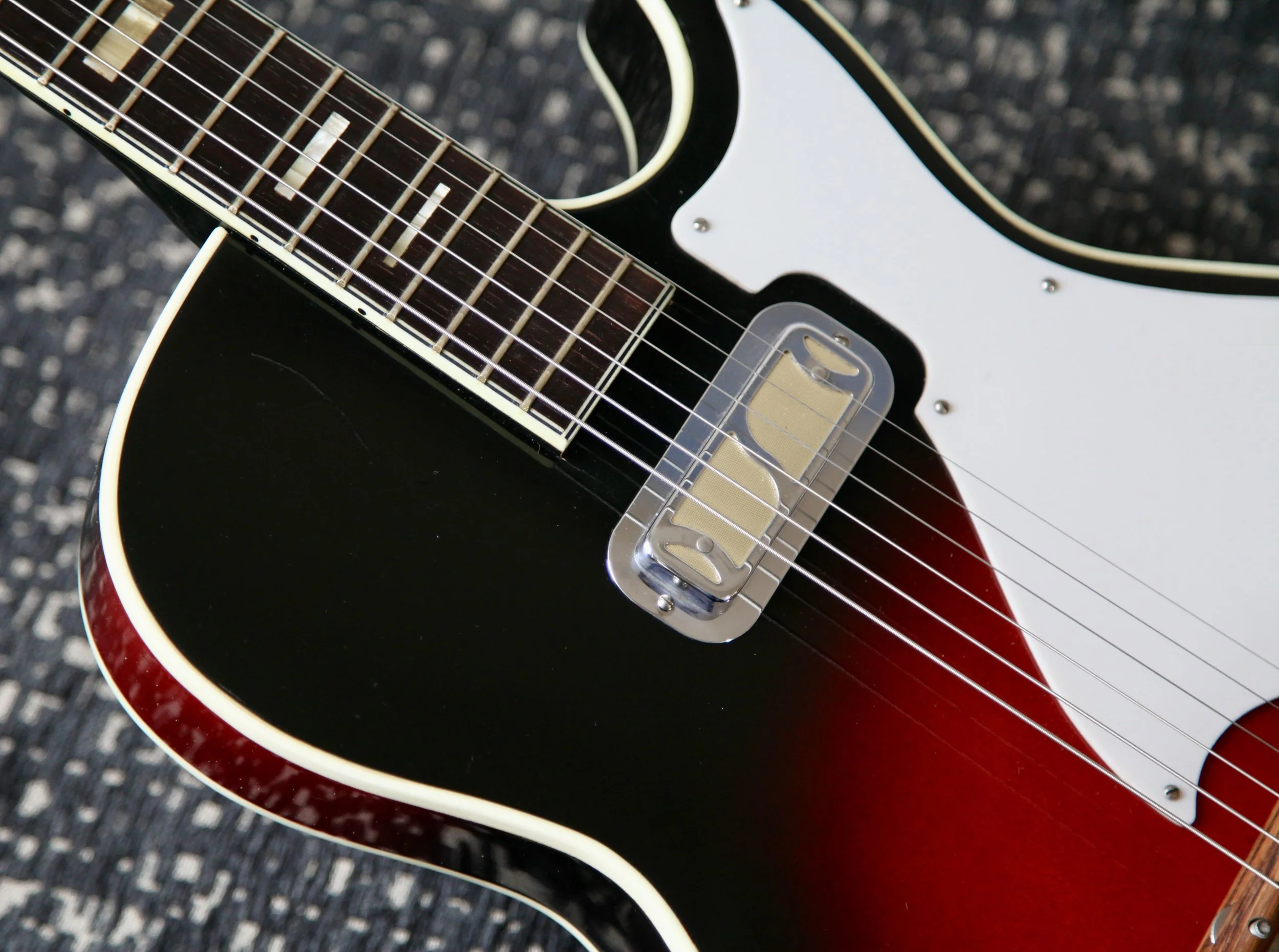1958 Harmony Mercury H47 — Guncotton Guitars