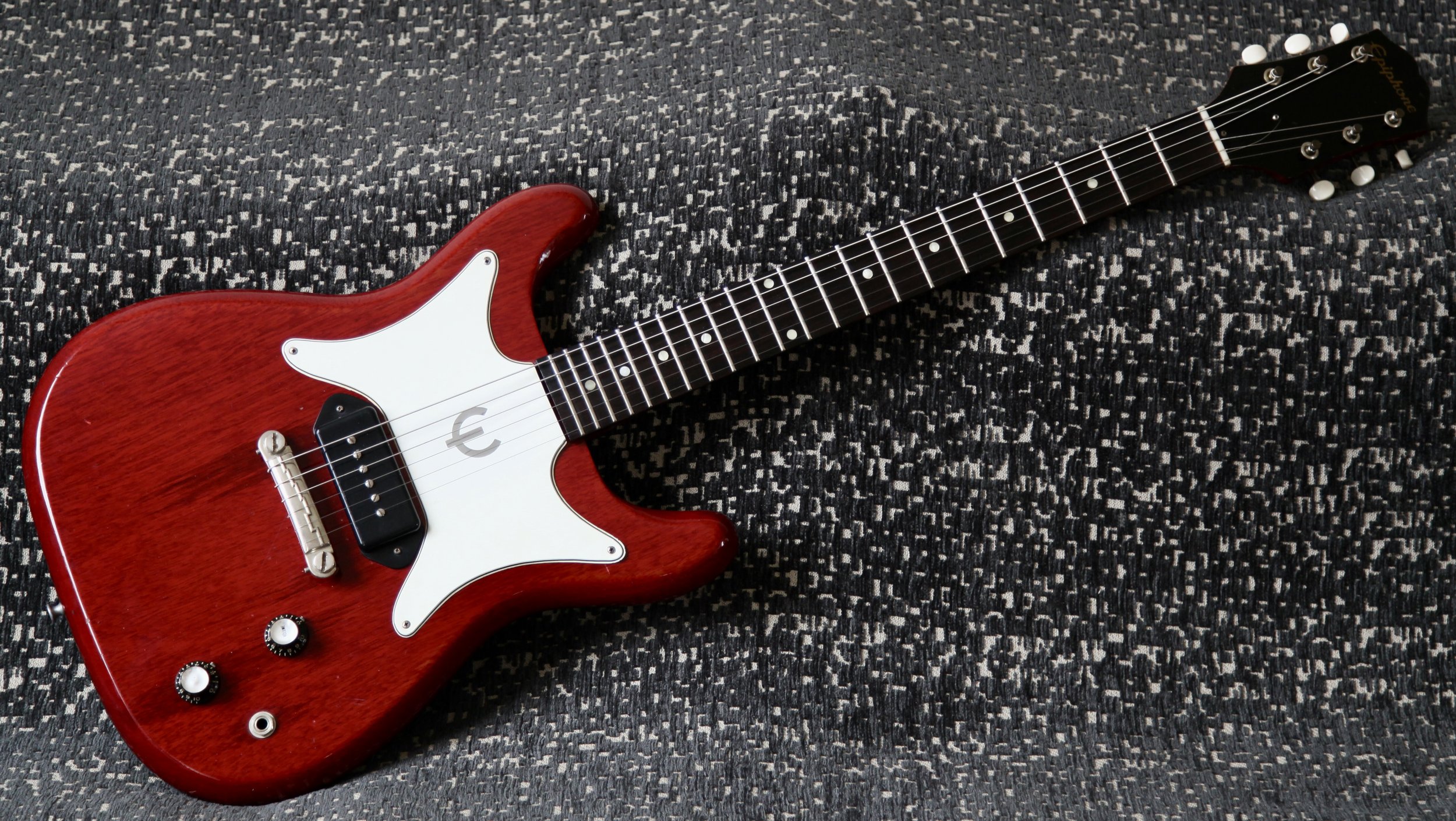 1962 Epiphone Coronet SB-533 — Guncotton Guitars 1962 Epiphone Coronet SB-533 — Guncotton Guitars