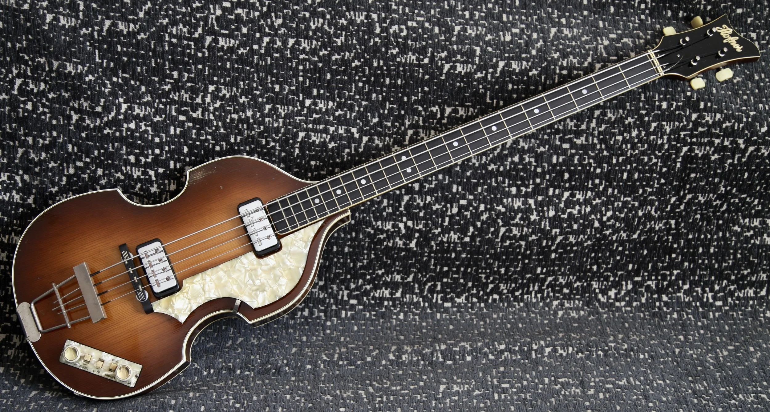 1964 Höfner 500/1 Violin Bass