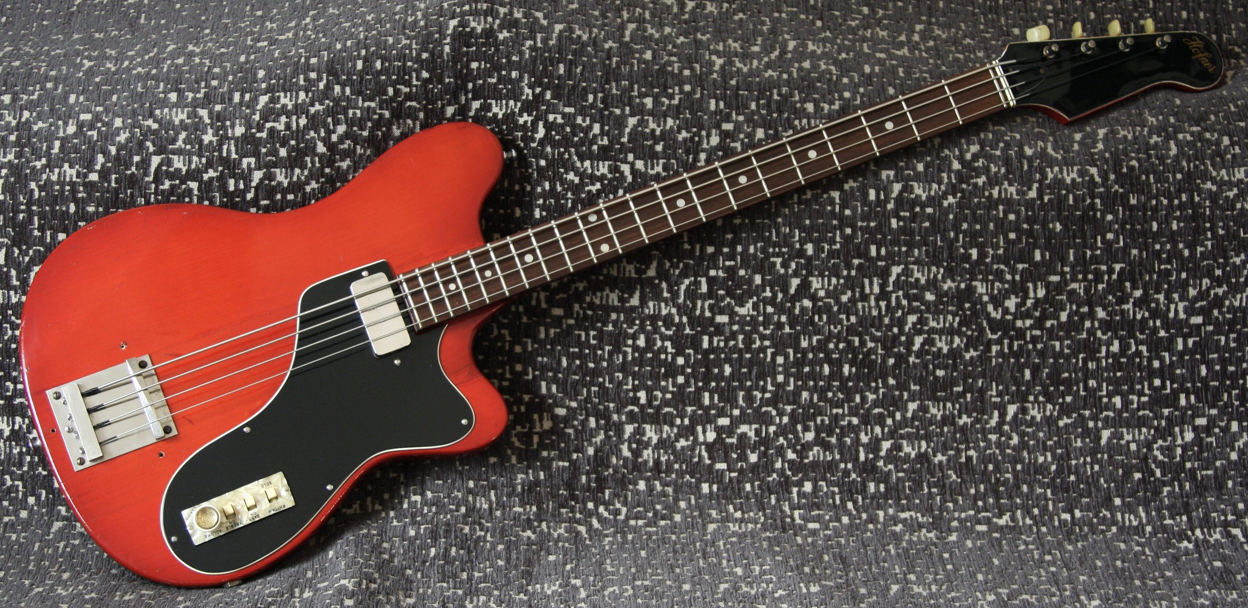 Hofner 182 bass guitar outlet