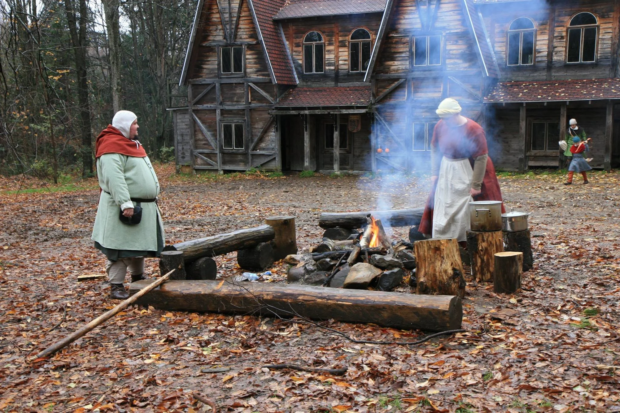 The inn / La Taverne - Marche ou crève 2-La main de fer, Octobre 2016, L'atelier du Loisir, Béthanie, Qc