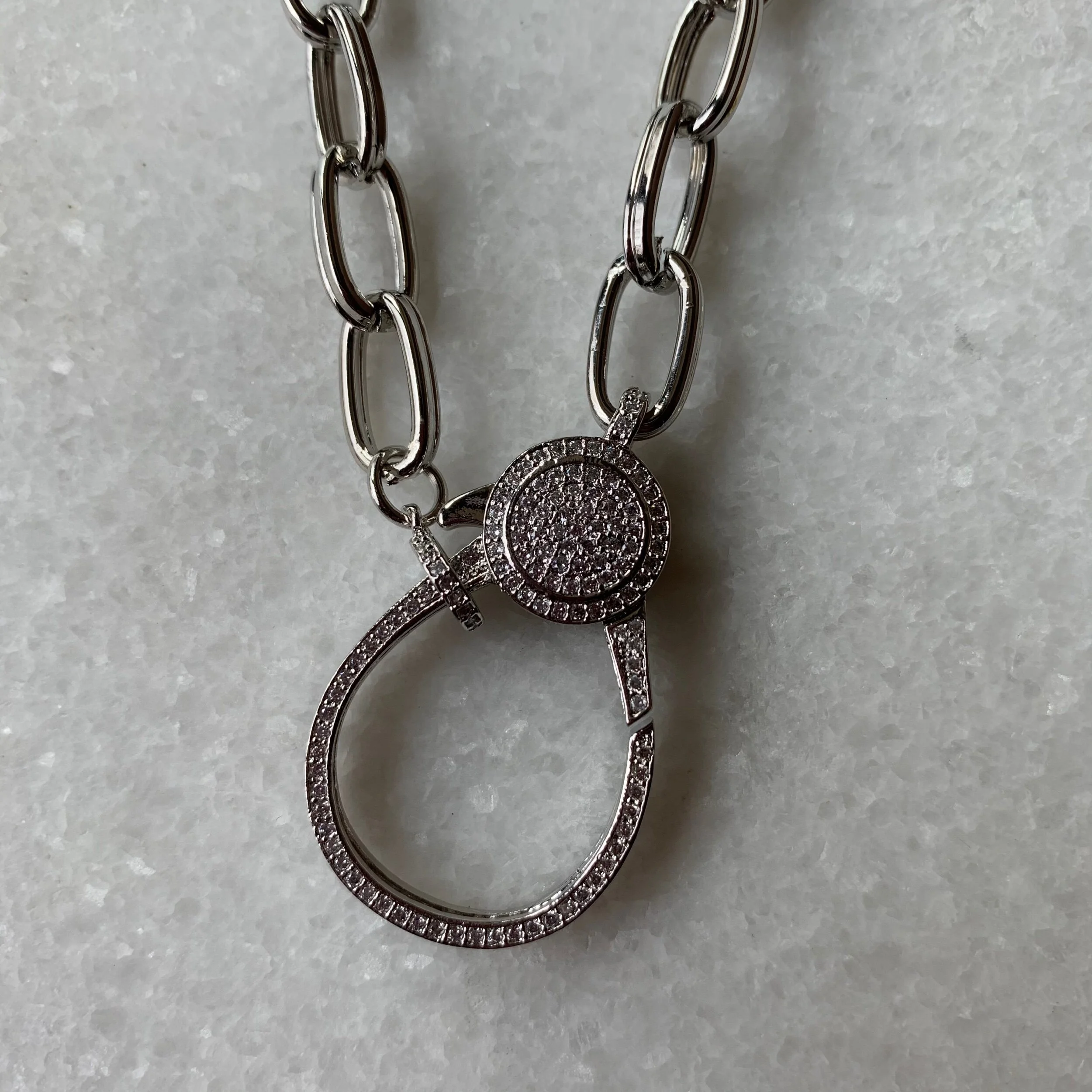 C9B4CB33-B0FB-45F4-9A4C-7B2A074E81F6