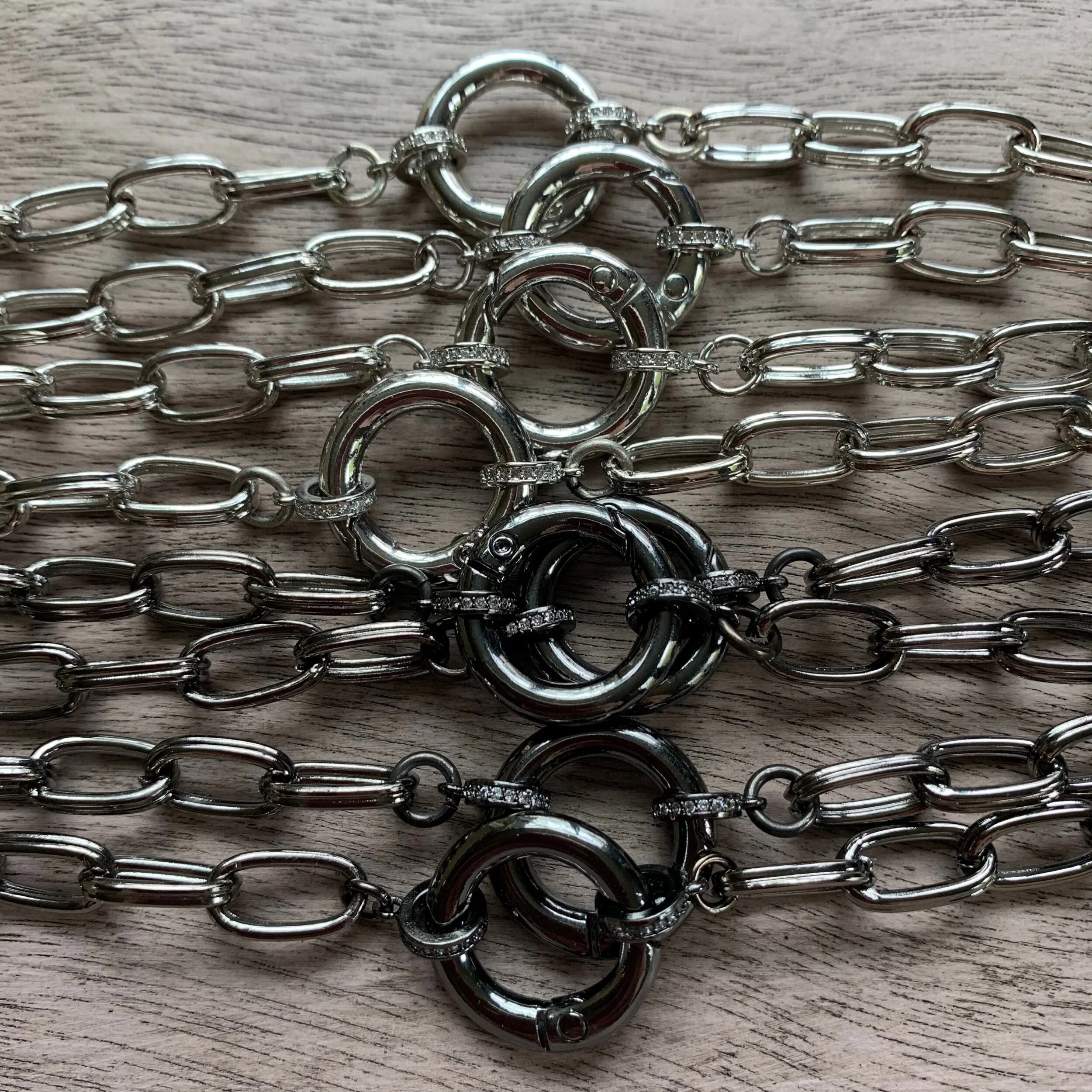 20AE4E49-A871-4226-B4A1-61DC3A8B9F15