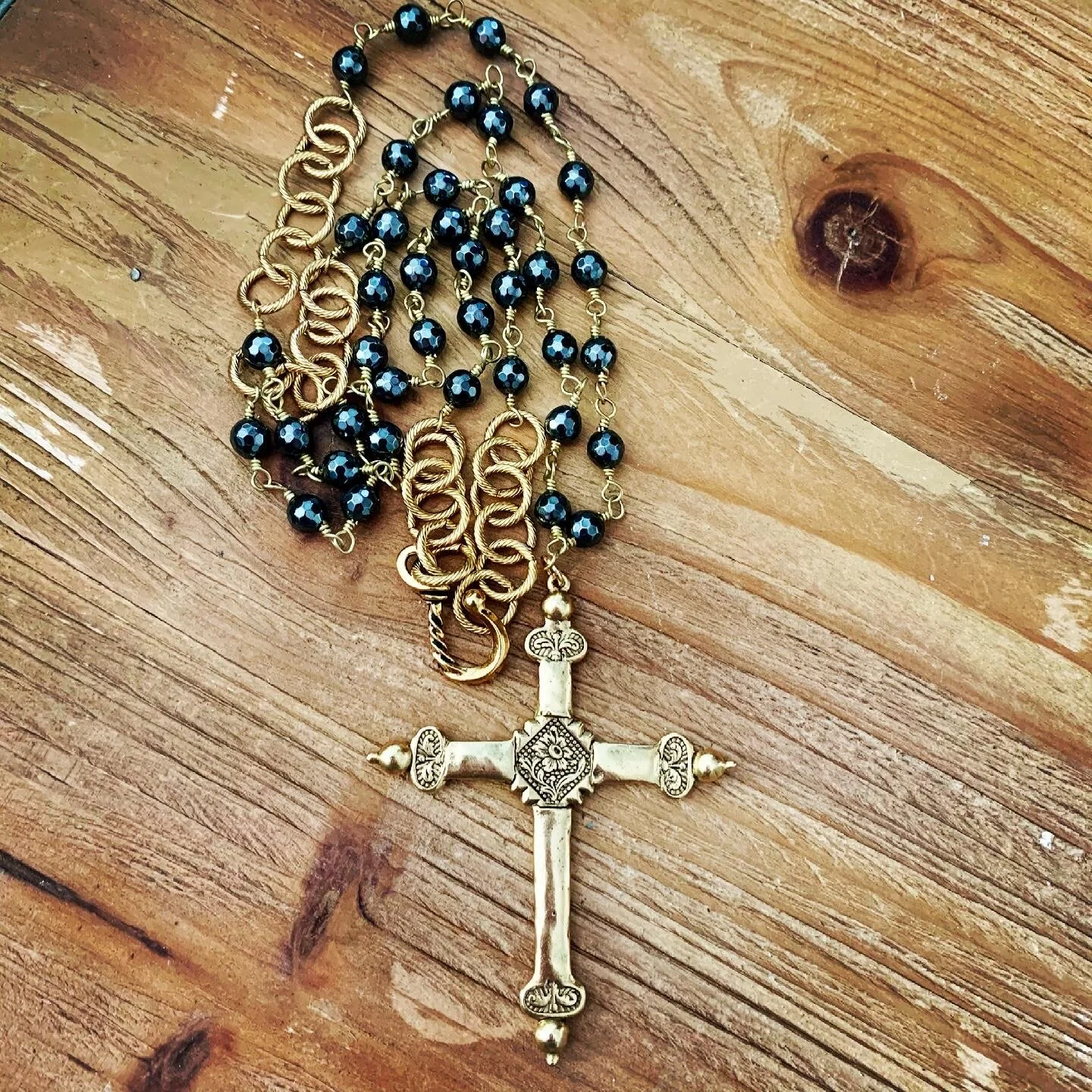 4DF8AE5E-4760-4C3C-B7B0-F20F663F463E