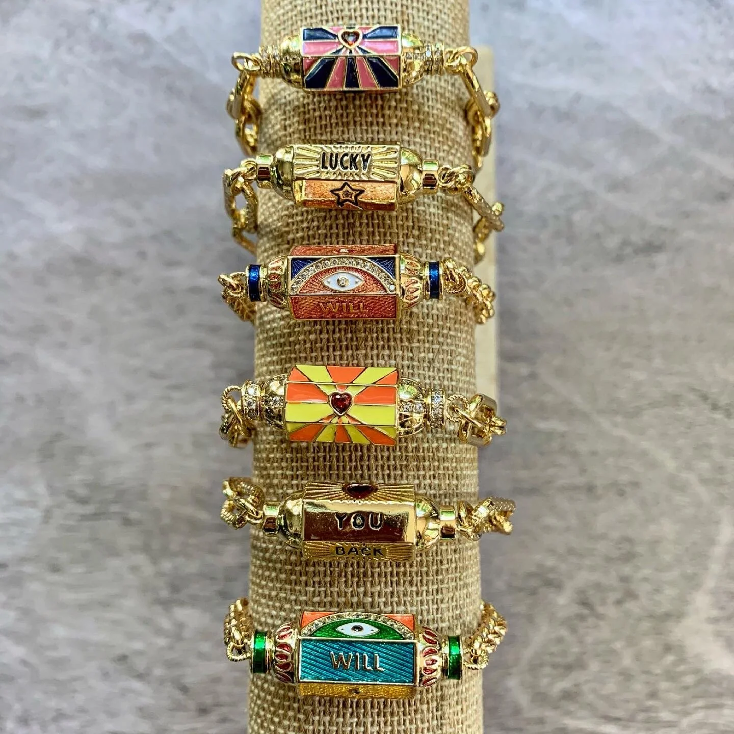 1E5FDCA0-BC09-4D4D-A662-106530407E96