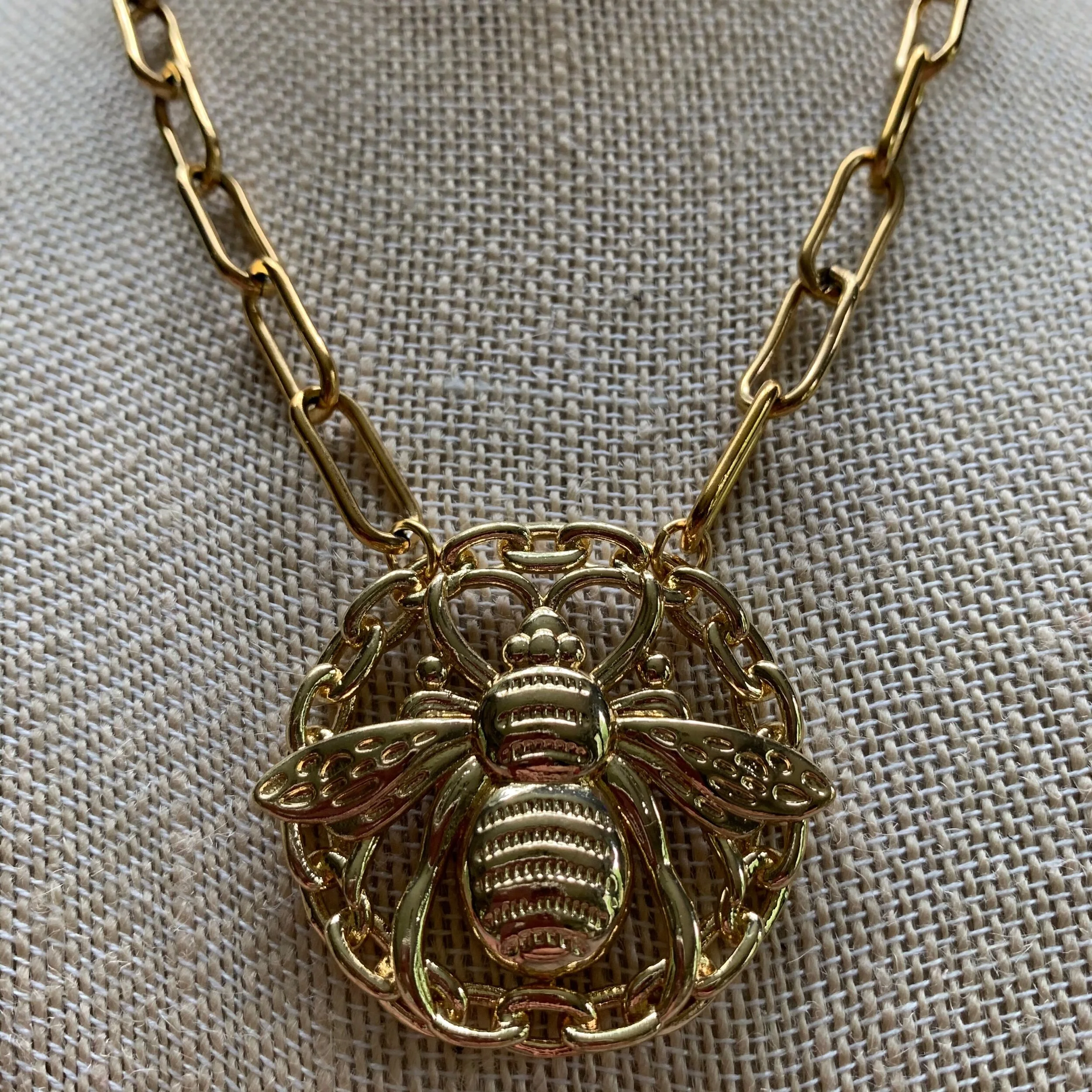 A6C6F2D5-7858-42D7-AEFB-1205373E15F0