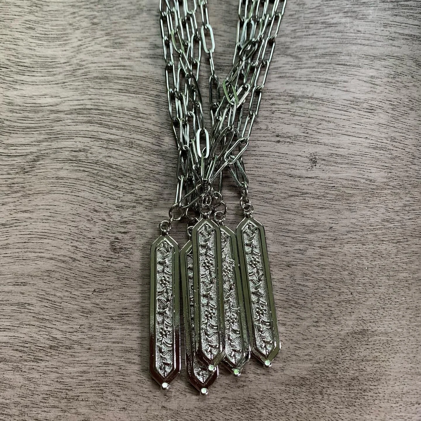 E9EF9954-23A3-4273-AF6B-1828477D1C3B